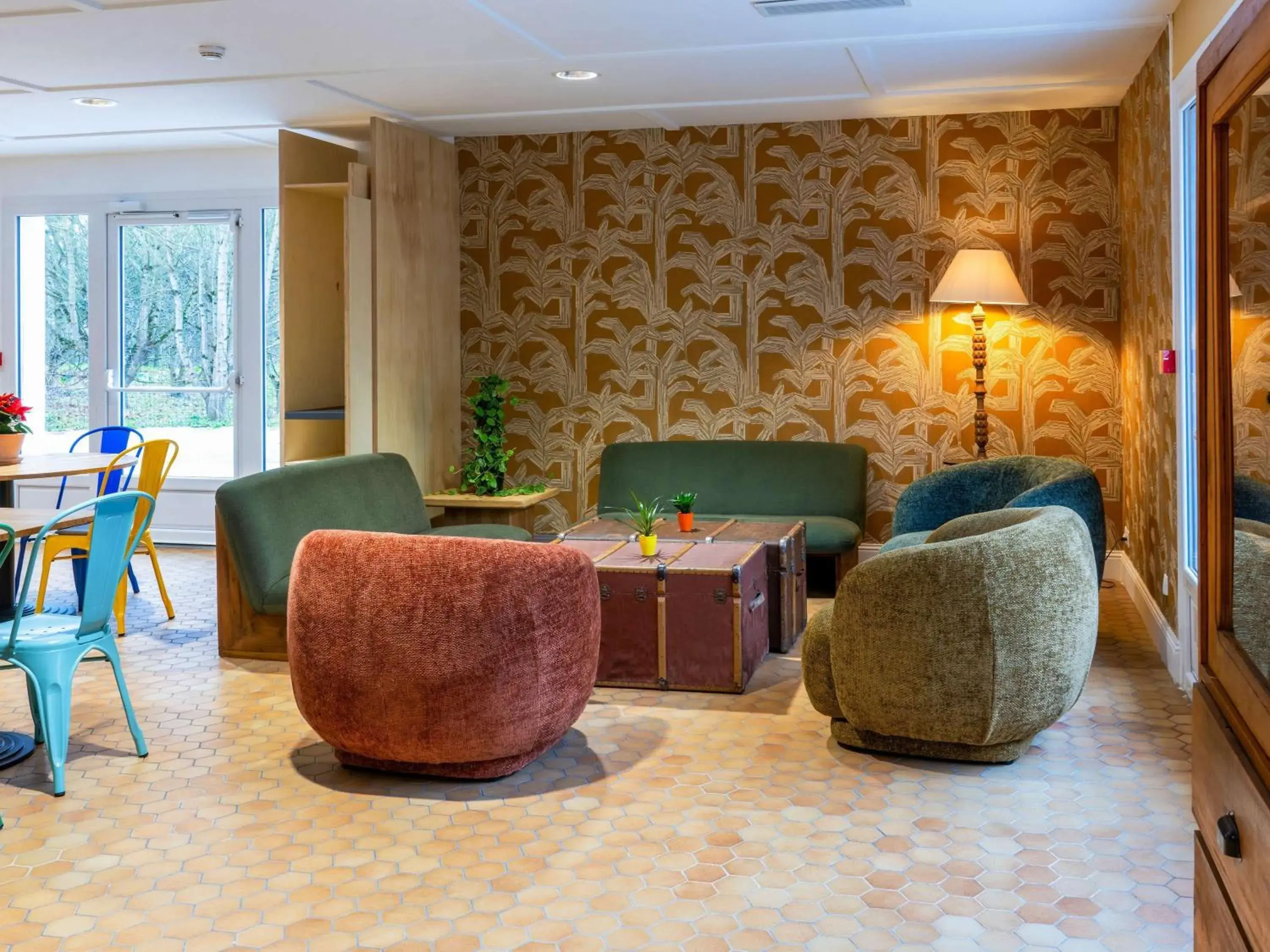 Property building in greet Hotel Chatellerault Property building in greet Hotel Chatellerault