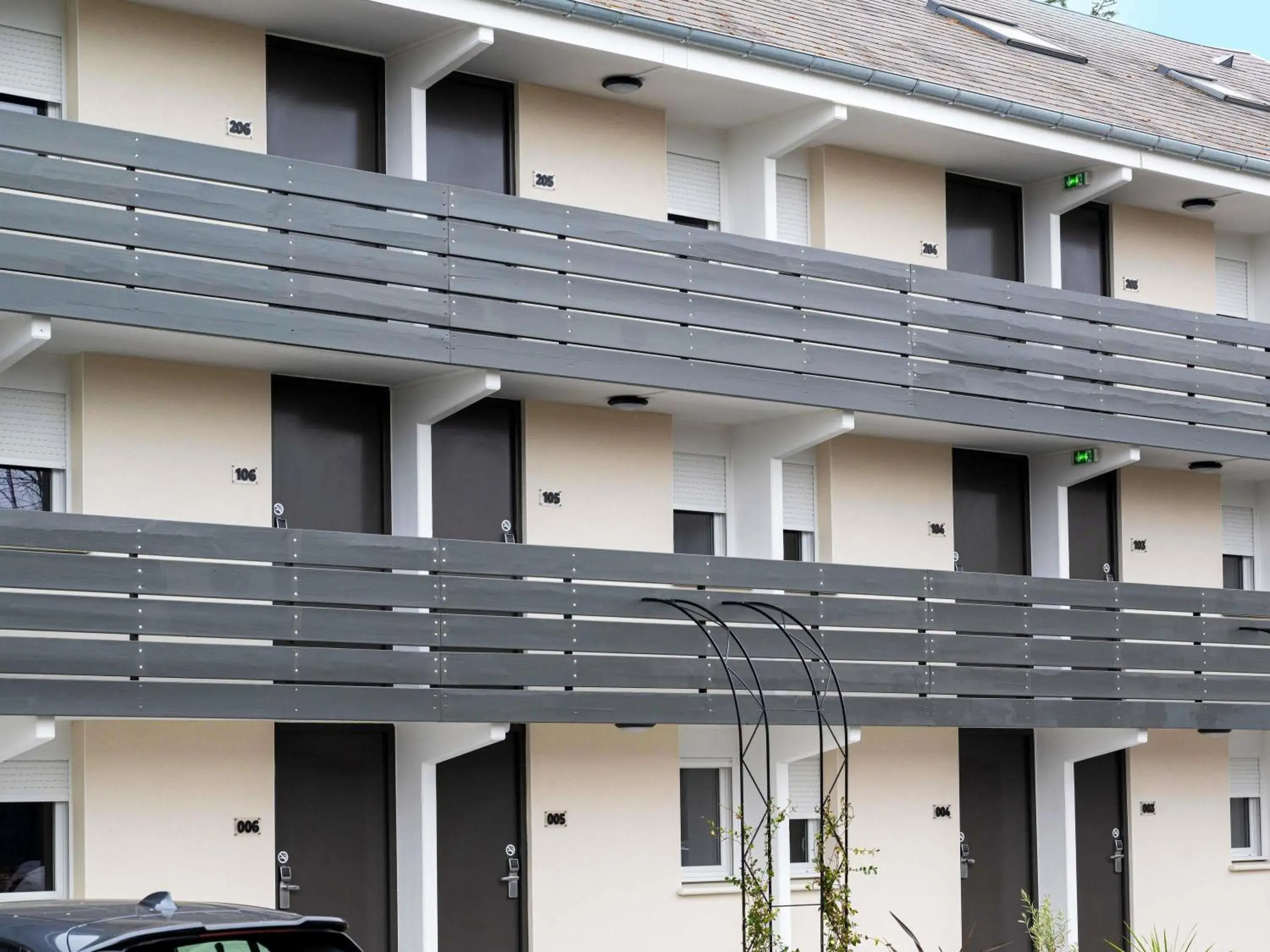 Property building in greet Hotel Chatellerault Property building in greet Hotel Chatellerault