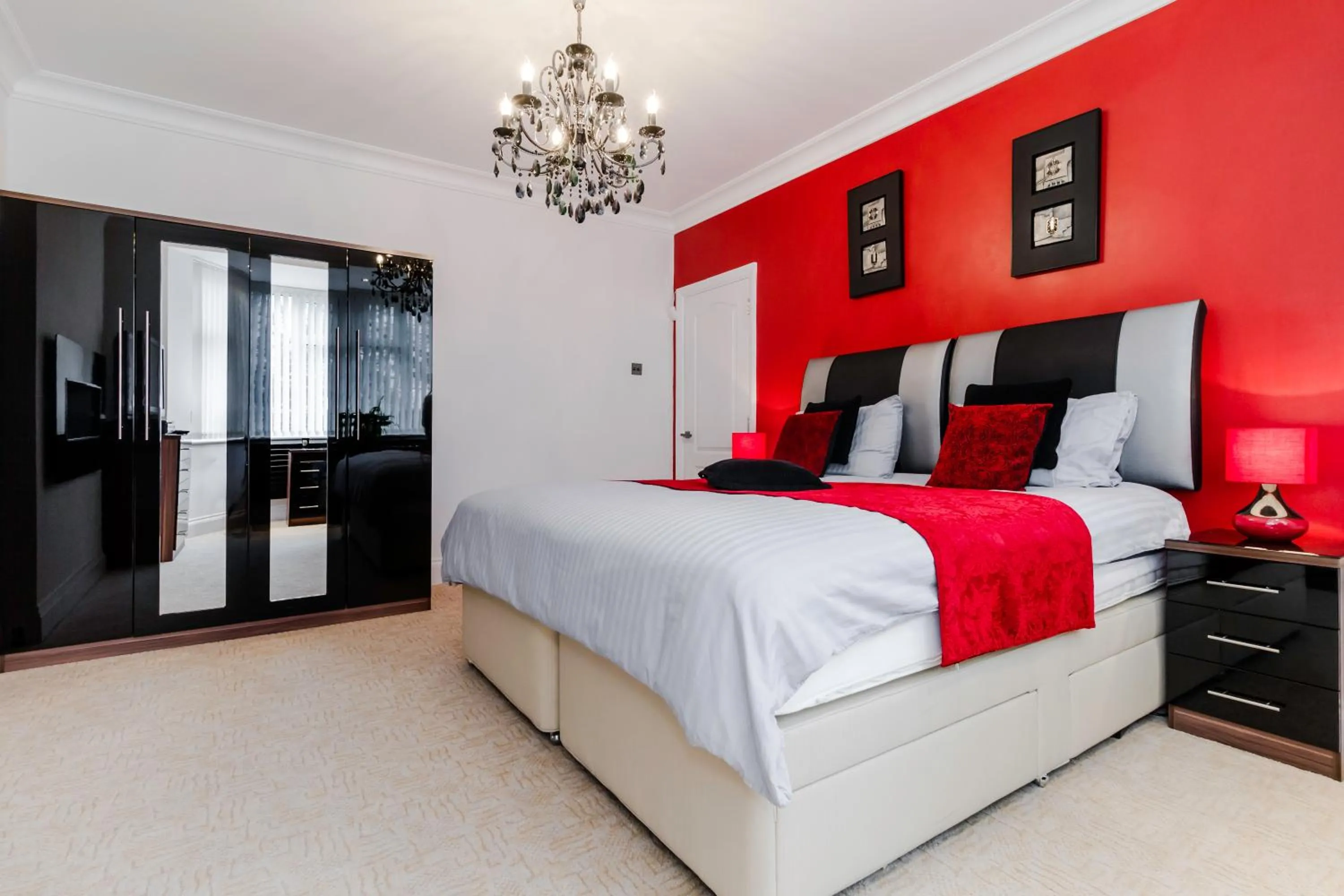 Bedroom, Bed in Brooklyn House