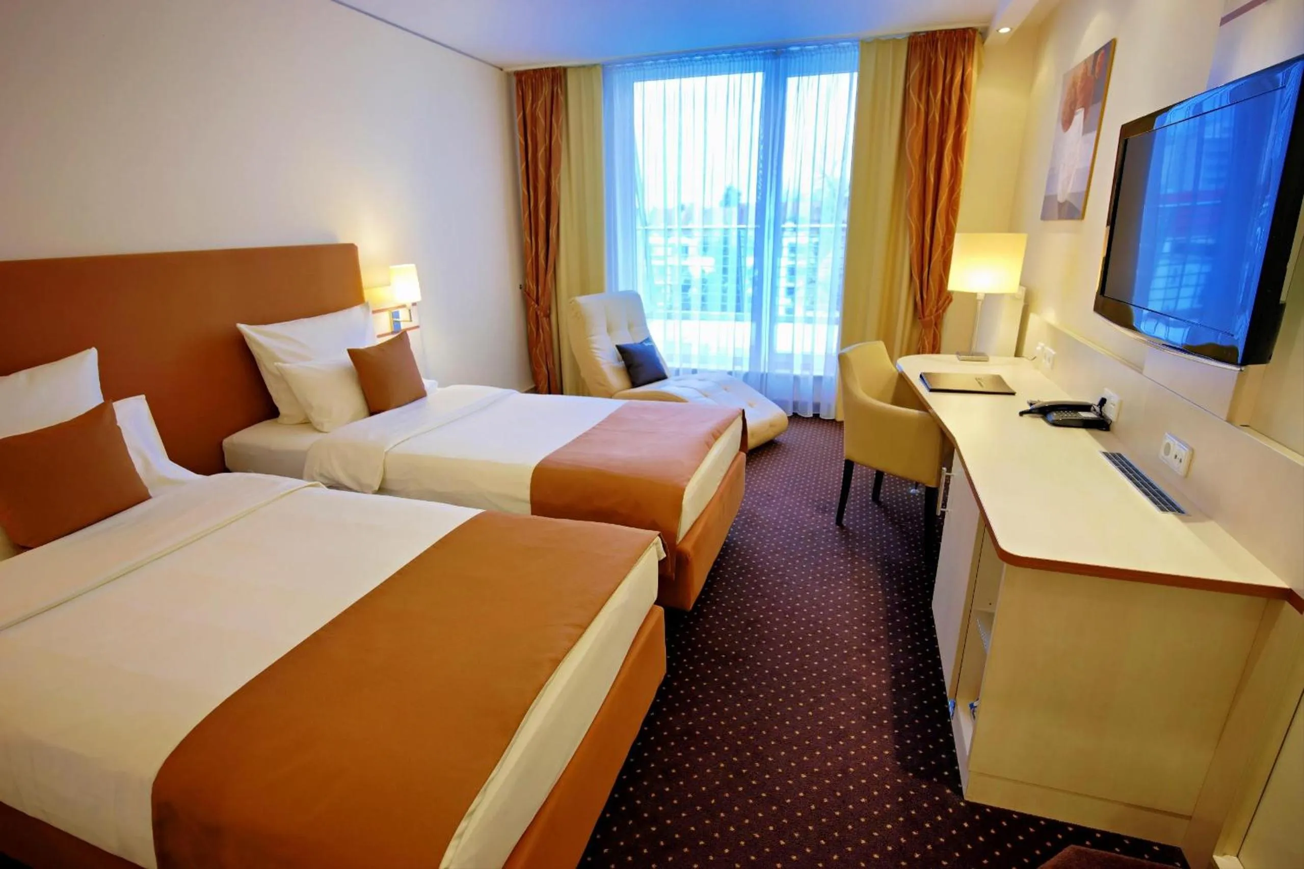 Bed in City Hotel Isar-Residenz