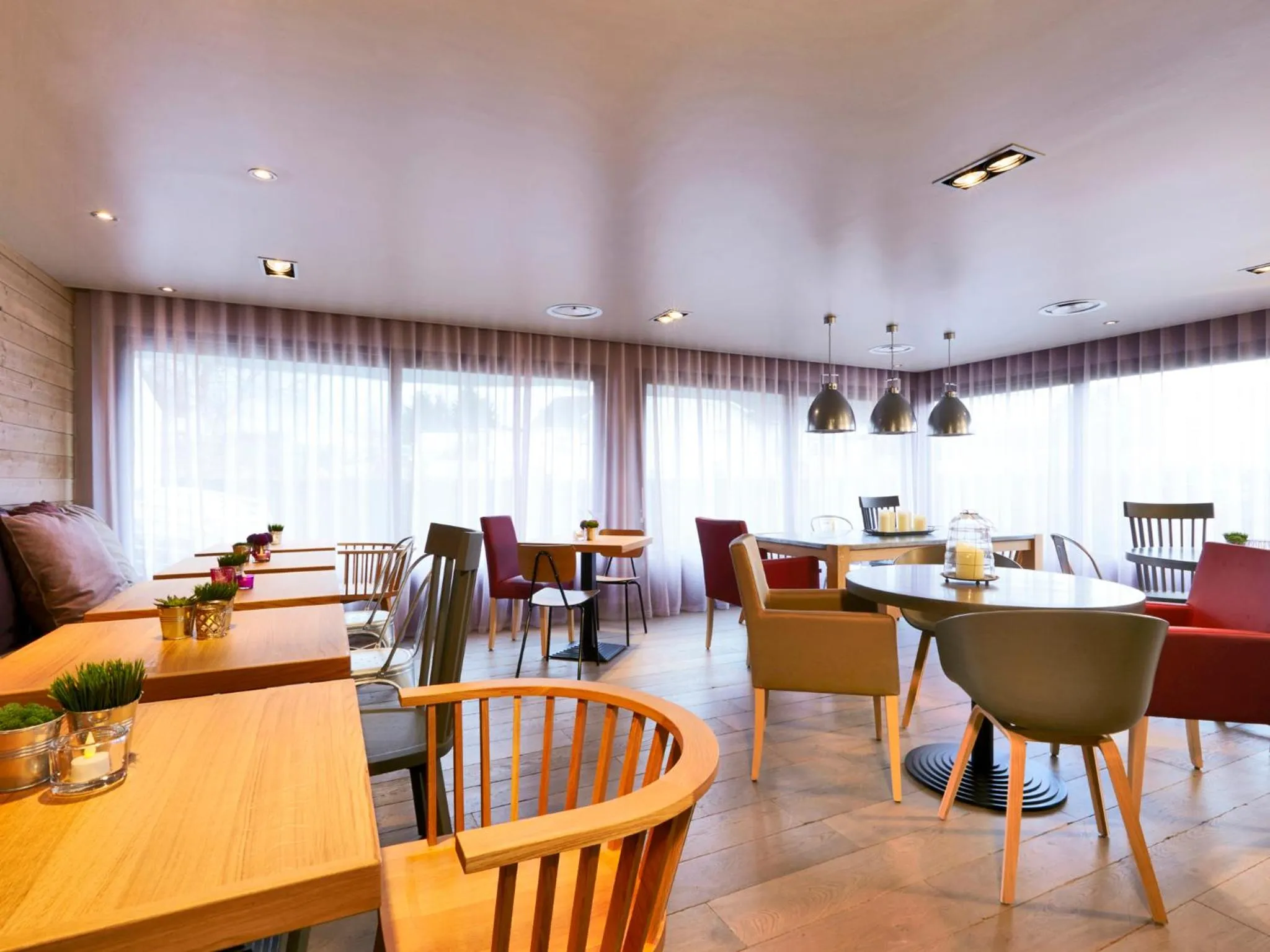 Restaurant/places to eat in Campanile Saint-Germain-En-Laye