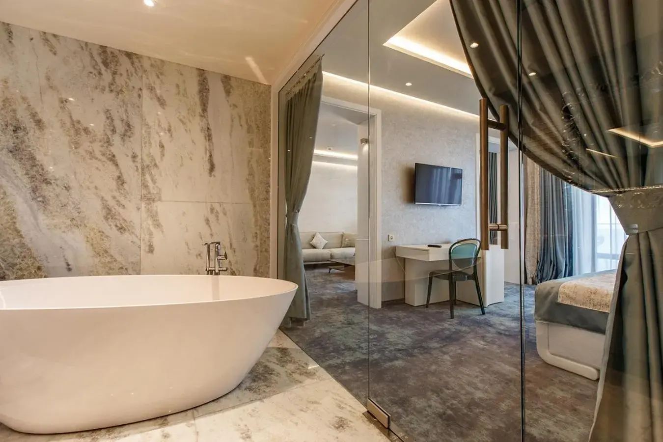 Sky Suite with Sea View in Hotel Opera Mamaia Sky Suite with Sea View in Hotel Opera Mamaia