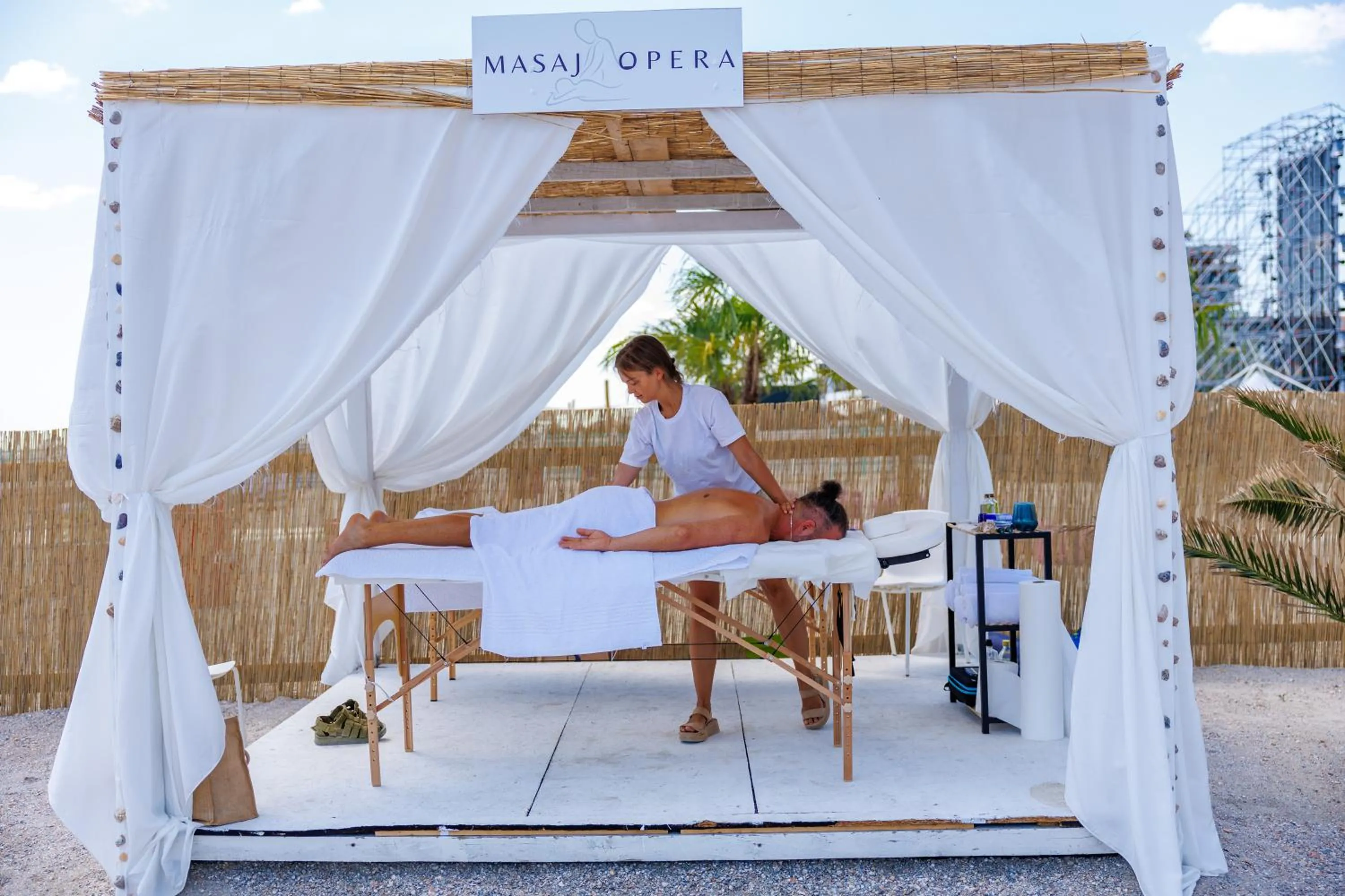 Massage in Hotel Opera Mamaia