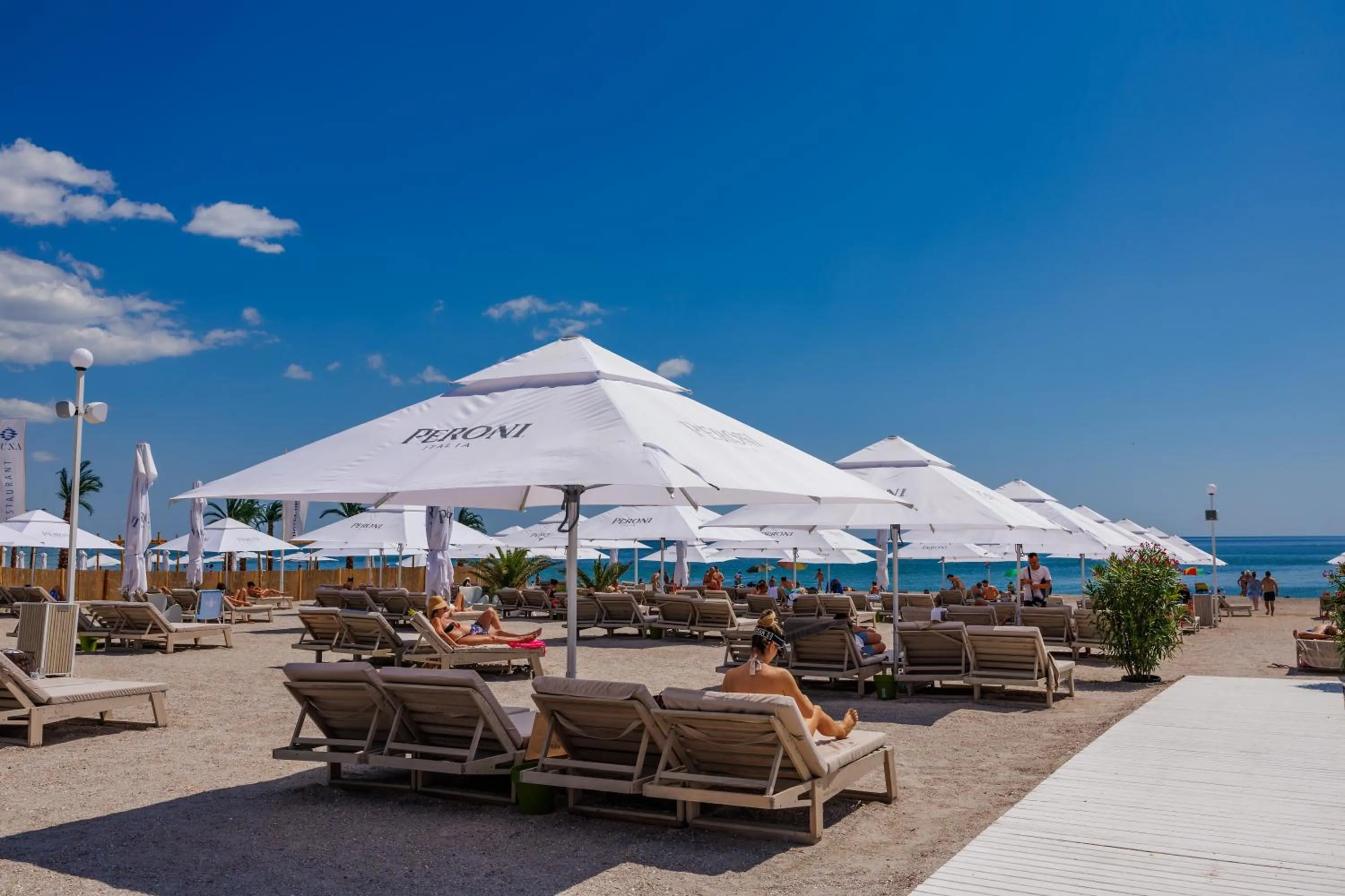 Beach in Hotel Opera Mamaia