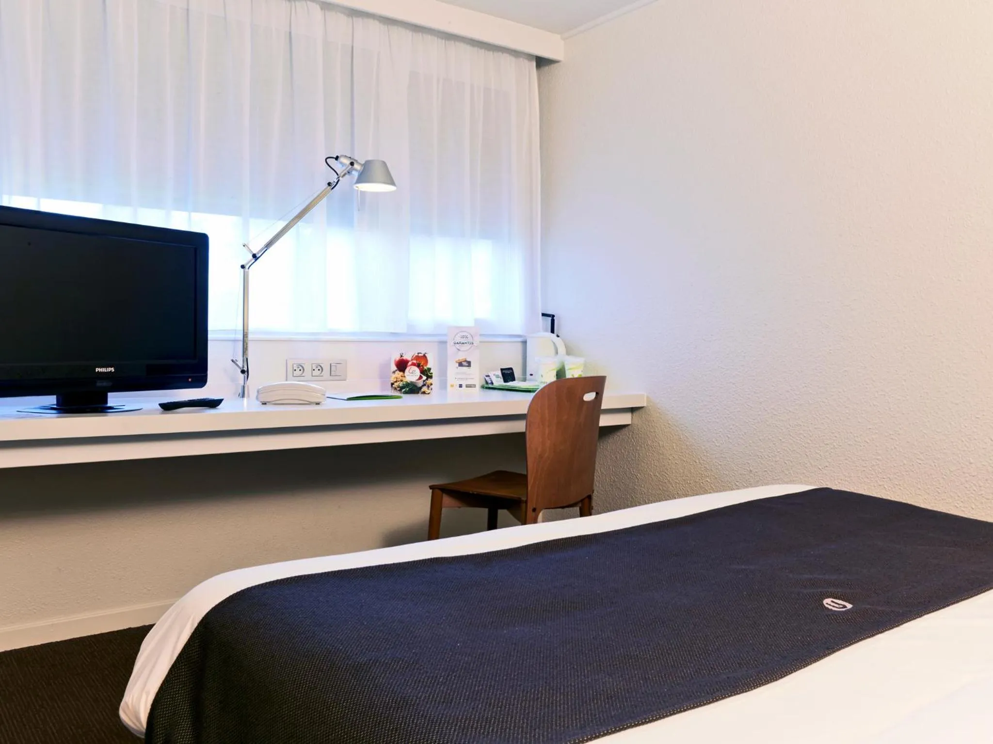 TV and multimedia, Bed in Campanile Rennes Ouest Cleunay