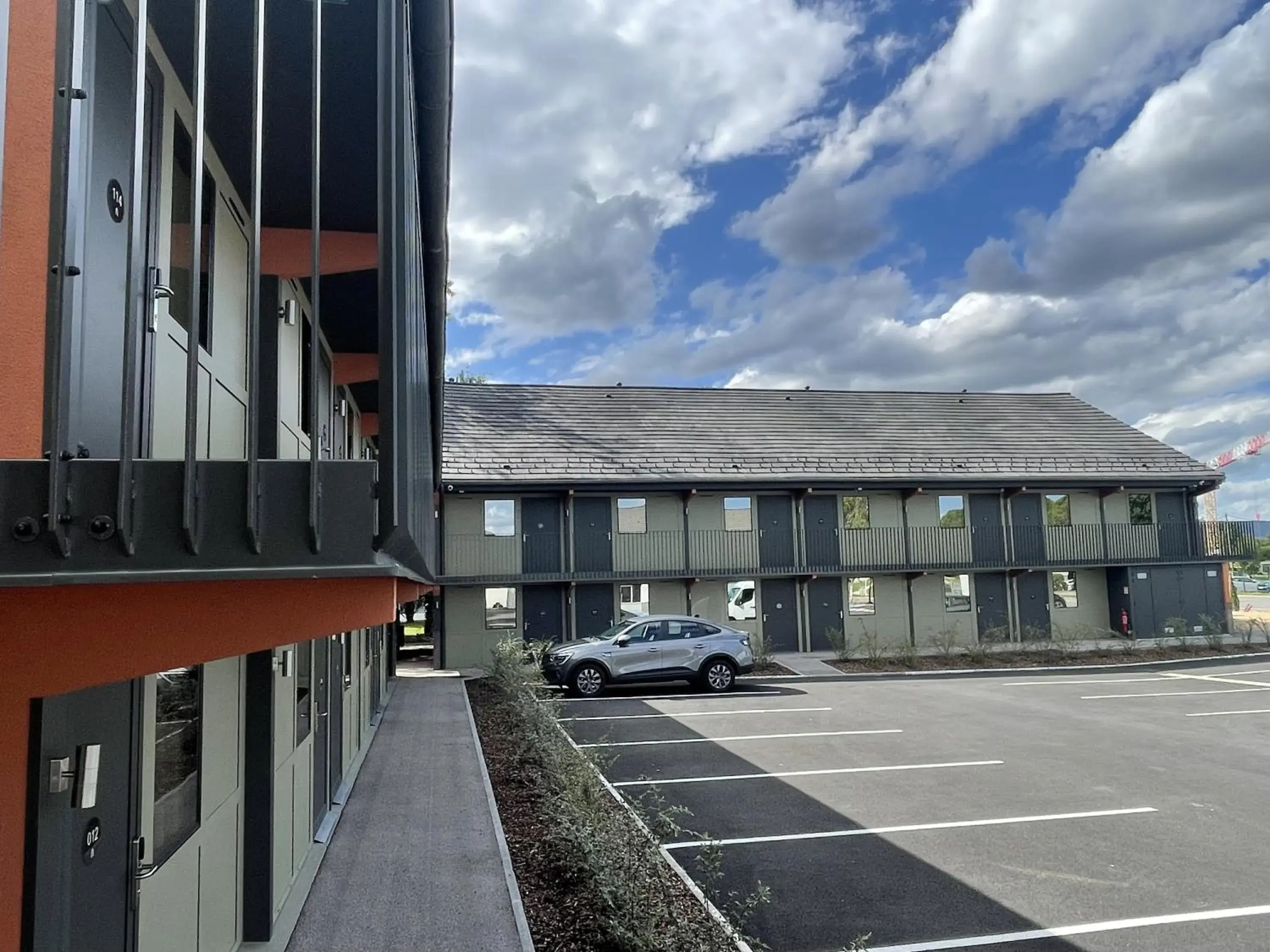 Property building in Campanile NATURE - Clermont-Ferrand Nord Riom Property building in Campanile NATURE - Clermont-Ferrand Nord Riom