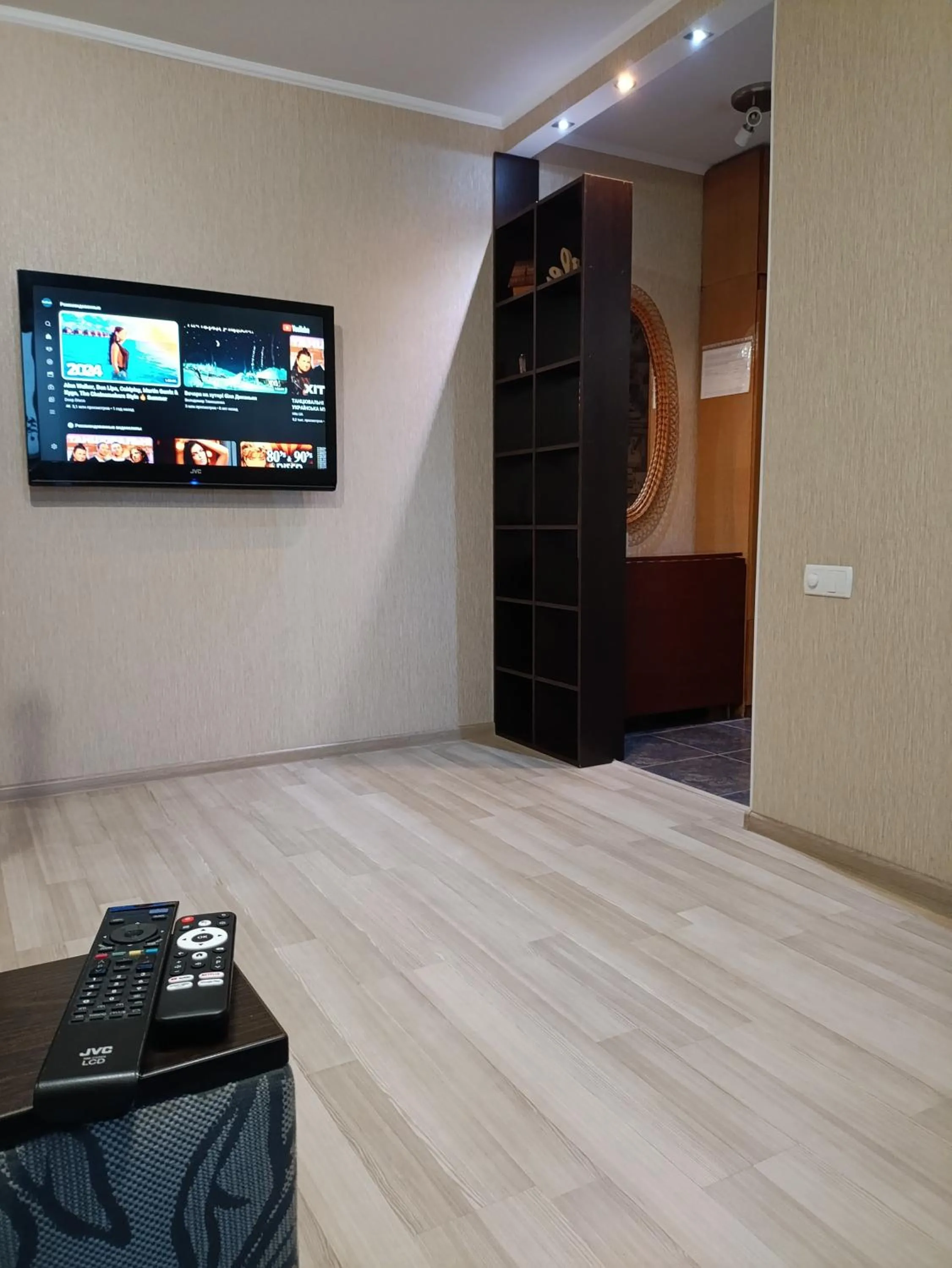 Apartment with balcony on Peremohy Avenue 43