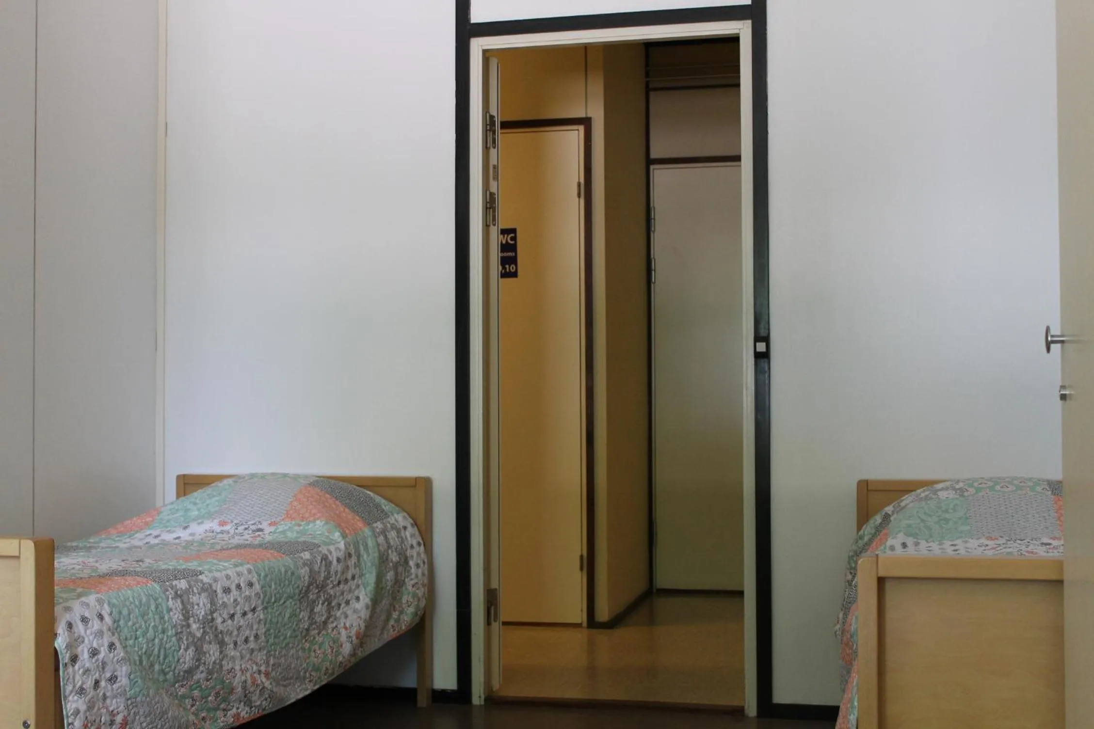 Photo of the whole room, Bed in Guesthouse - Kuin Kotonaan