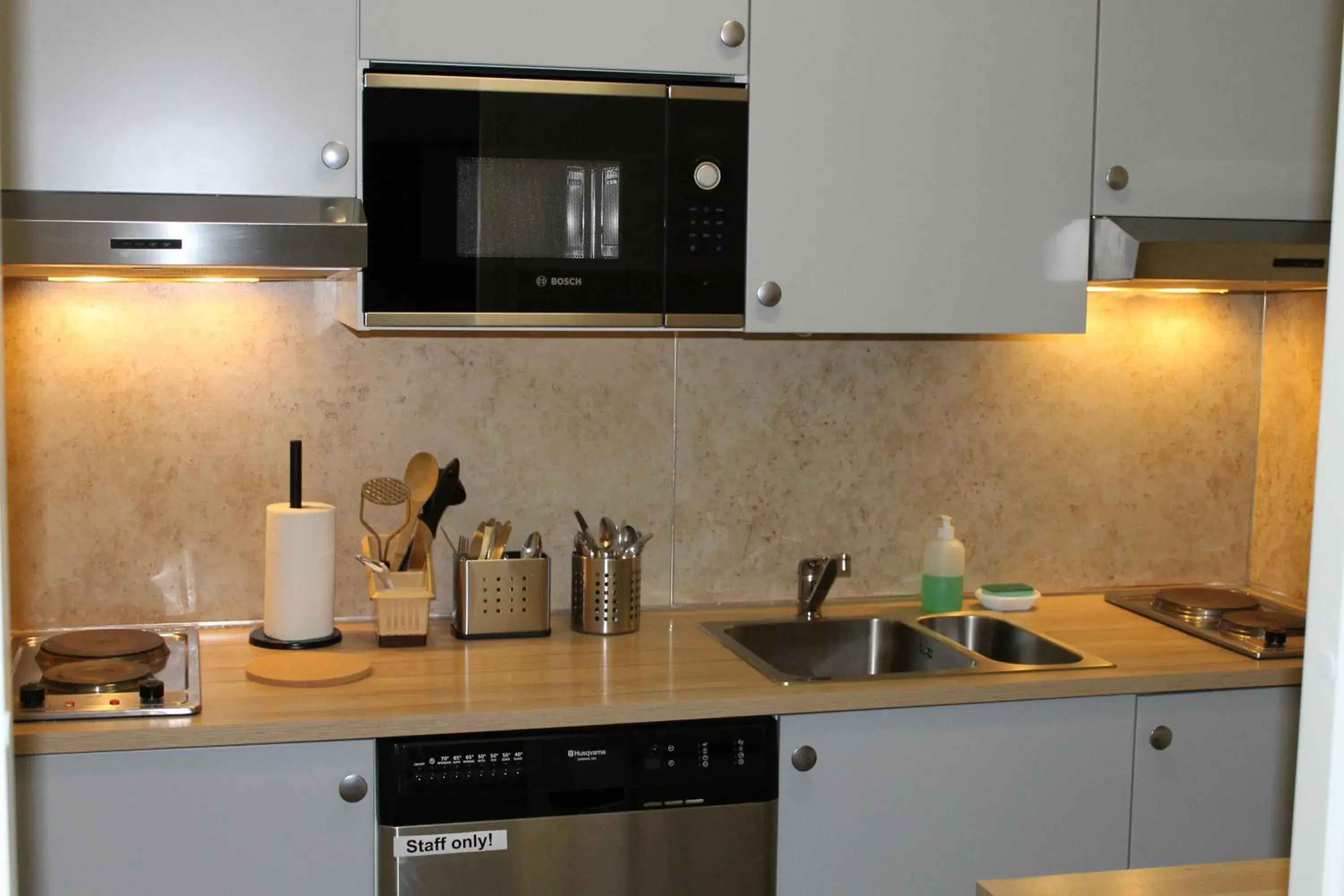 Budget Twin Room - single occupancy in Guesthouse - Kuin Kotonaan Budget Twin Room - single occupancy in Guesthouse - Kuin Kotonaan