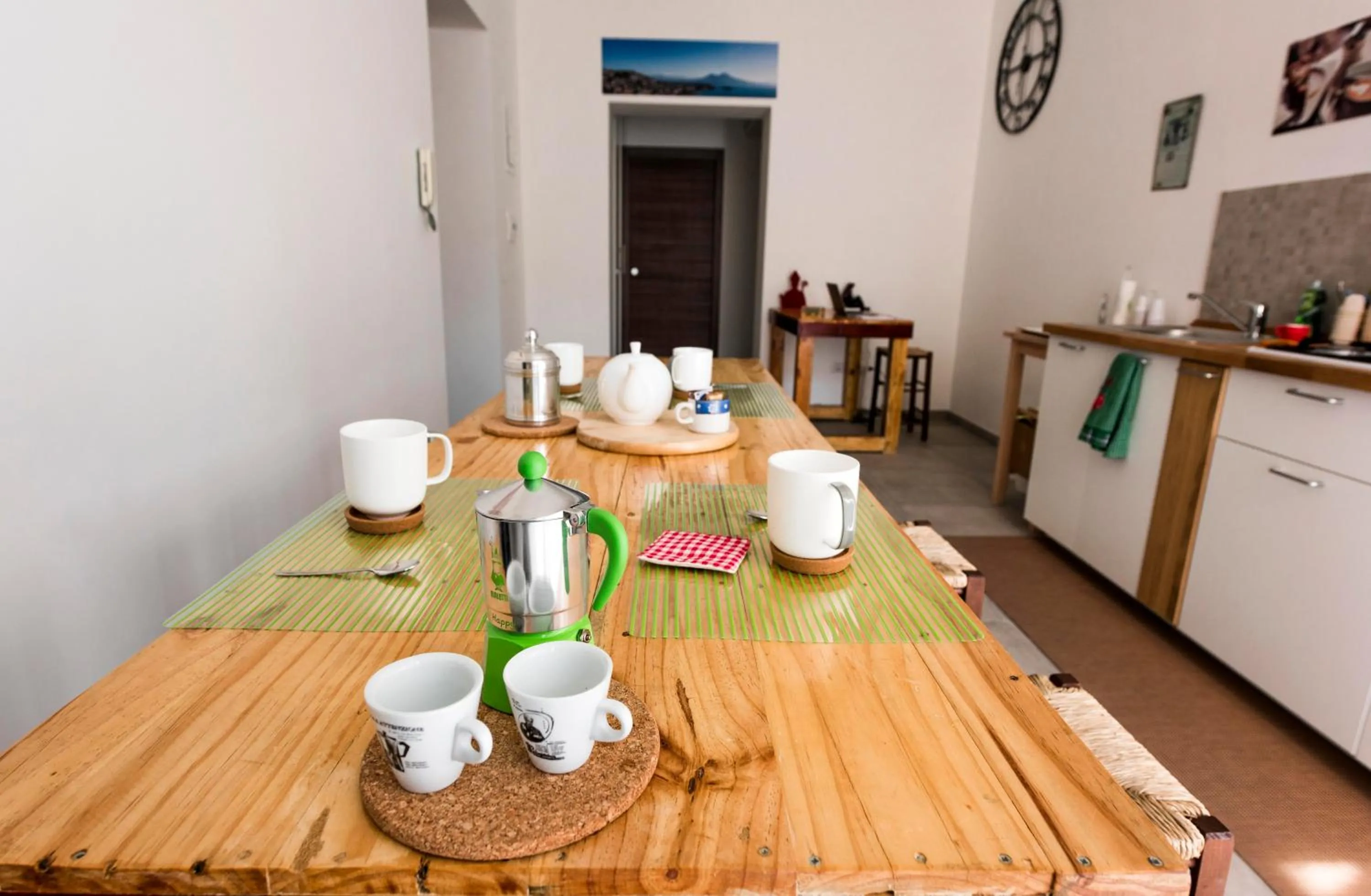 Coffee/tea facilities in Aperture B&B