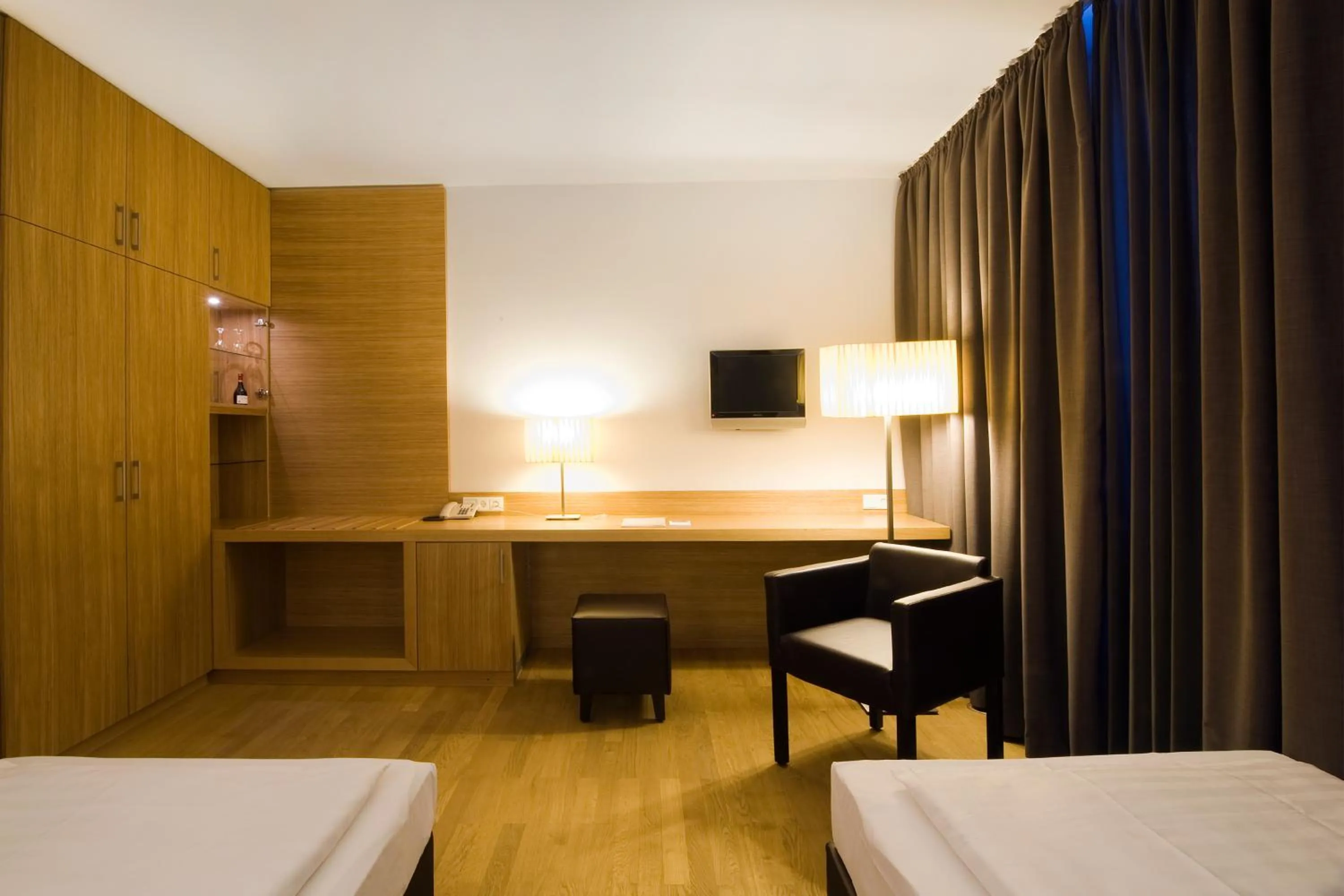 Bedroom, Bed in Hotel Thalmair