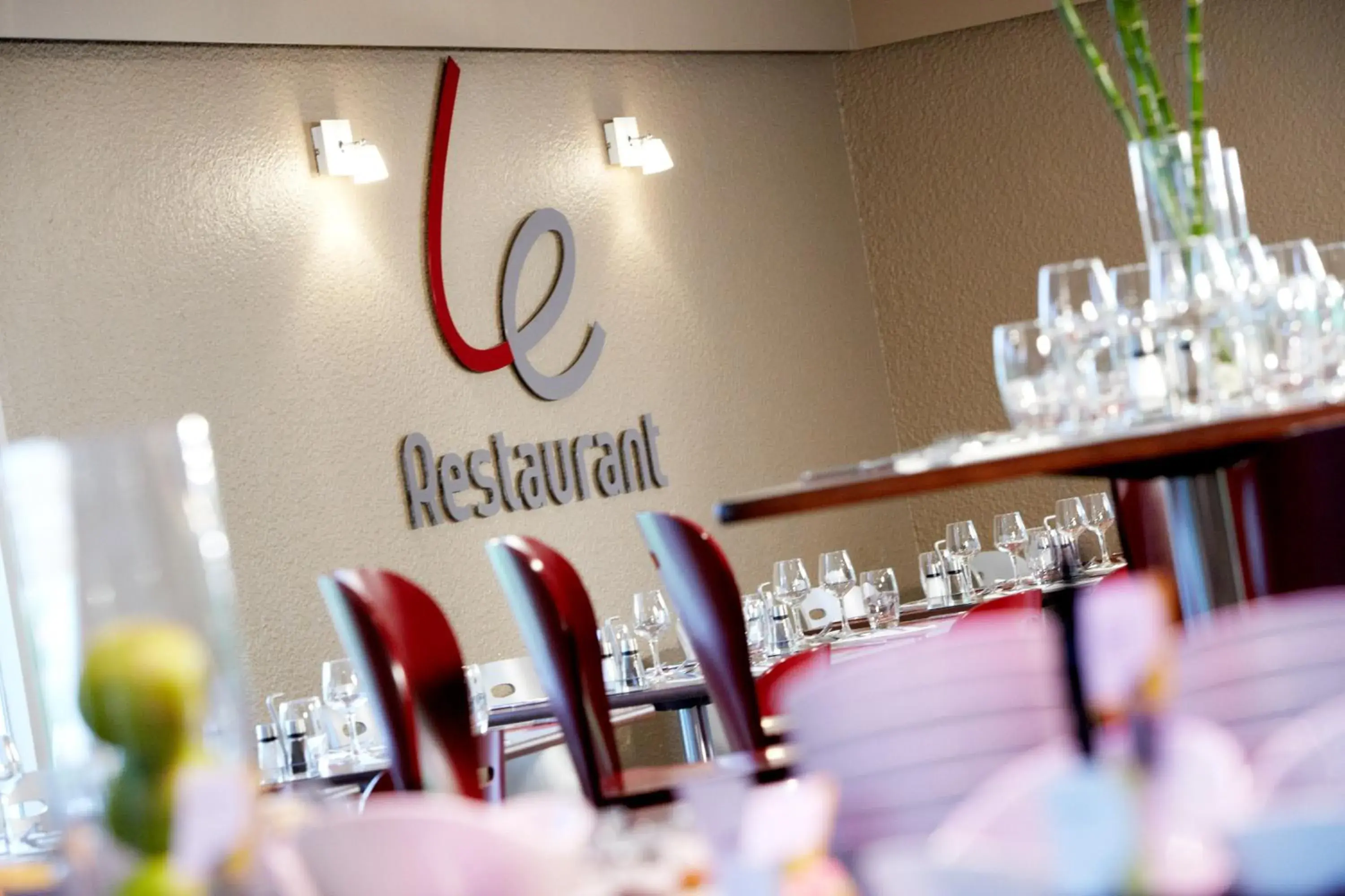 Restaurant/places to eat in Campanile Grenoble Nord - Saint-Egrève Restaurant/places to eat in Campanile Grenoble Nord - Saint-Egrève