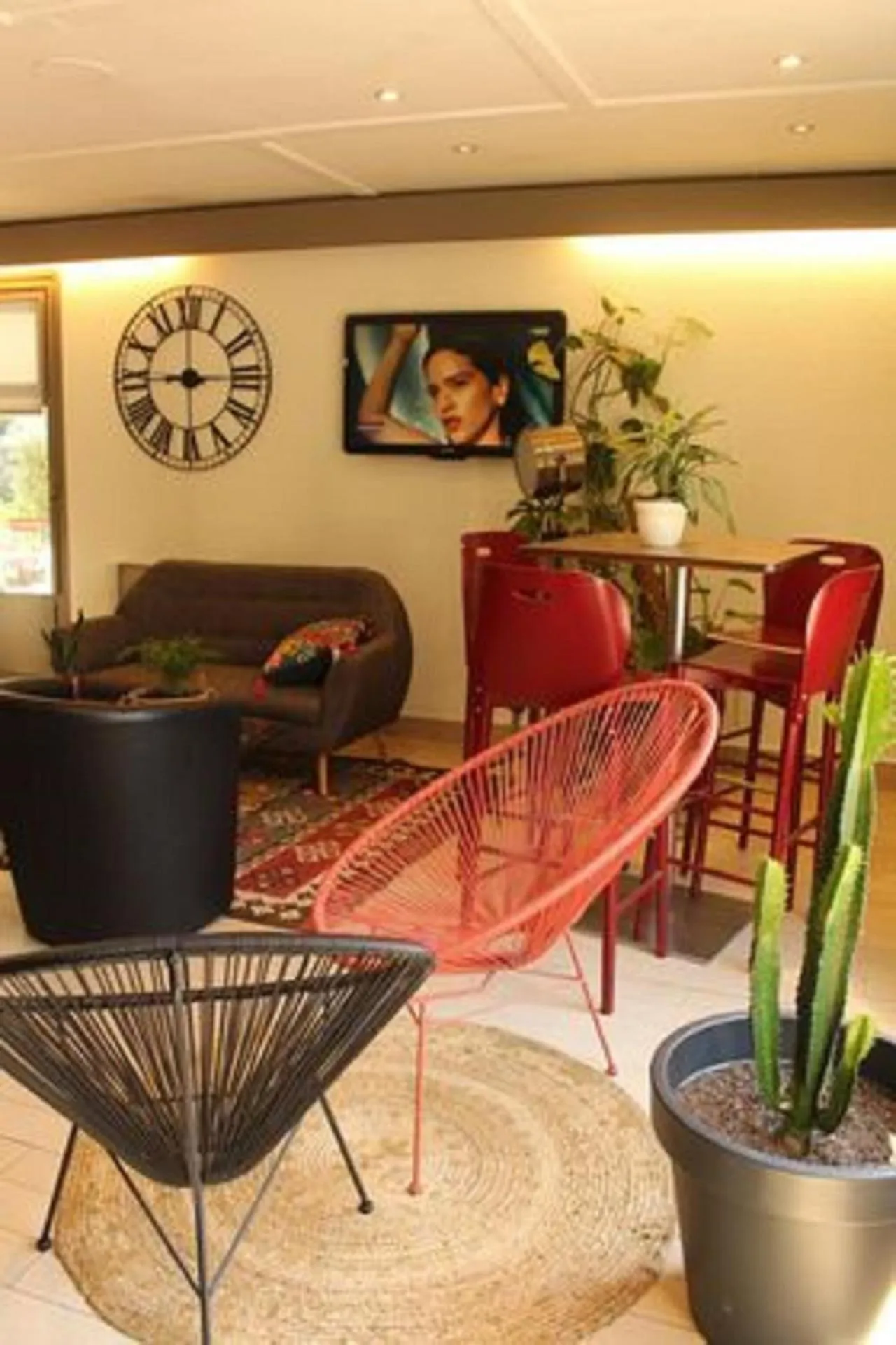 Seating area in Kyriad Direct Haguenau