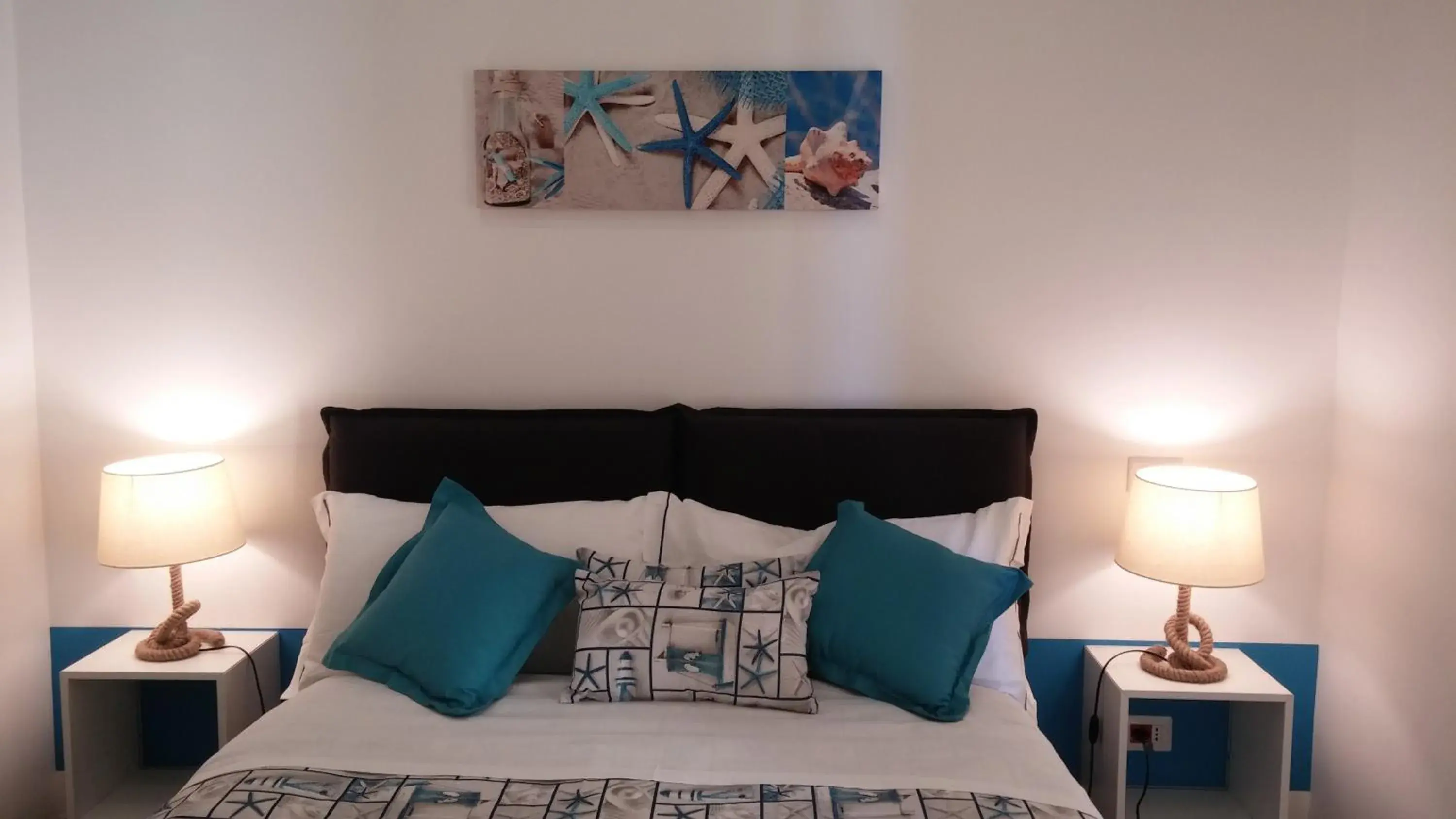 Double Room with Balcony in B&B Il Saraceno Double Room with Balcony in B&B Il Saraceno