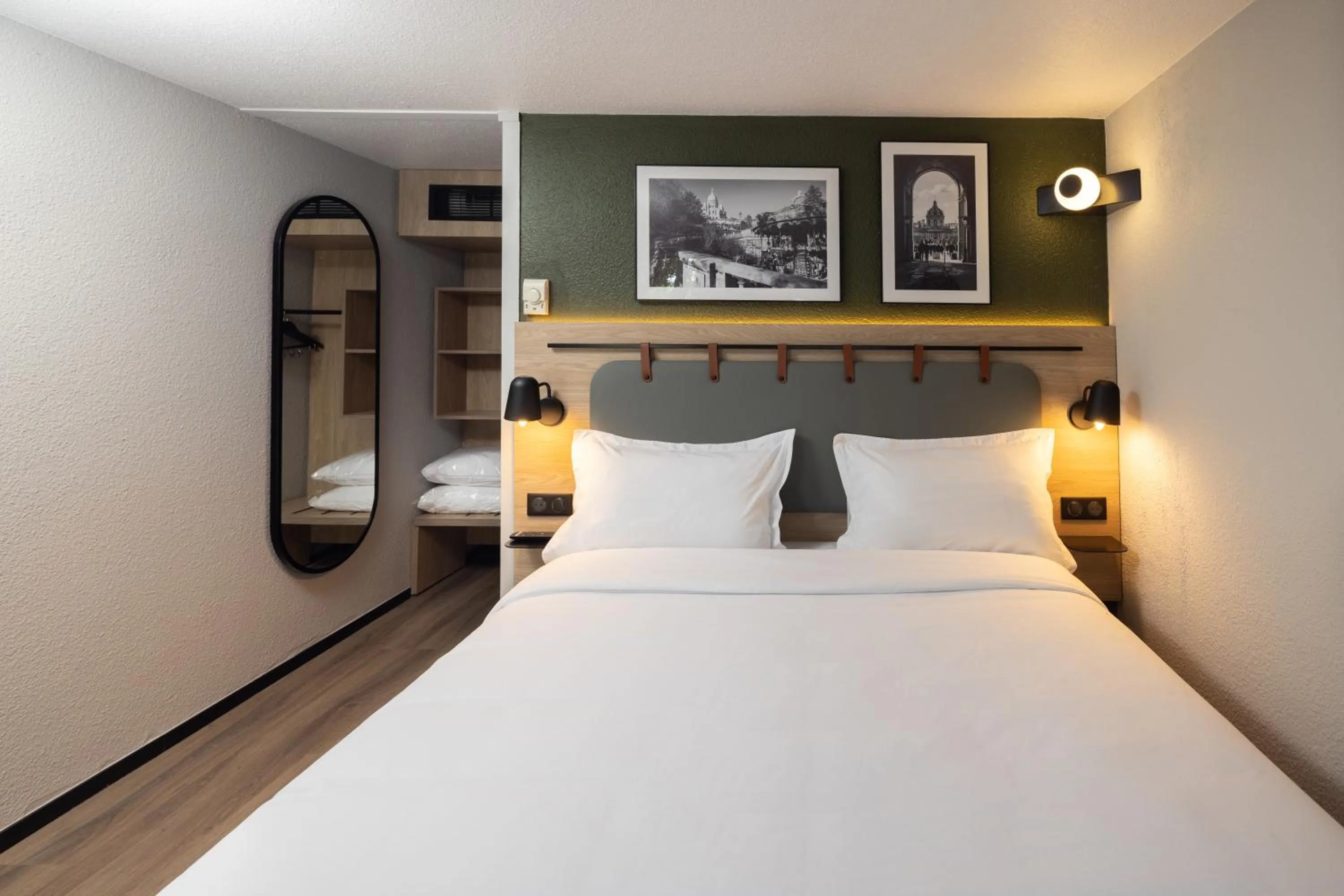 Property building, Bed in Campanile NATURE - Alençon