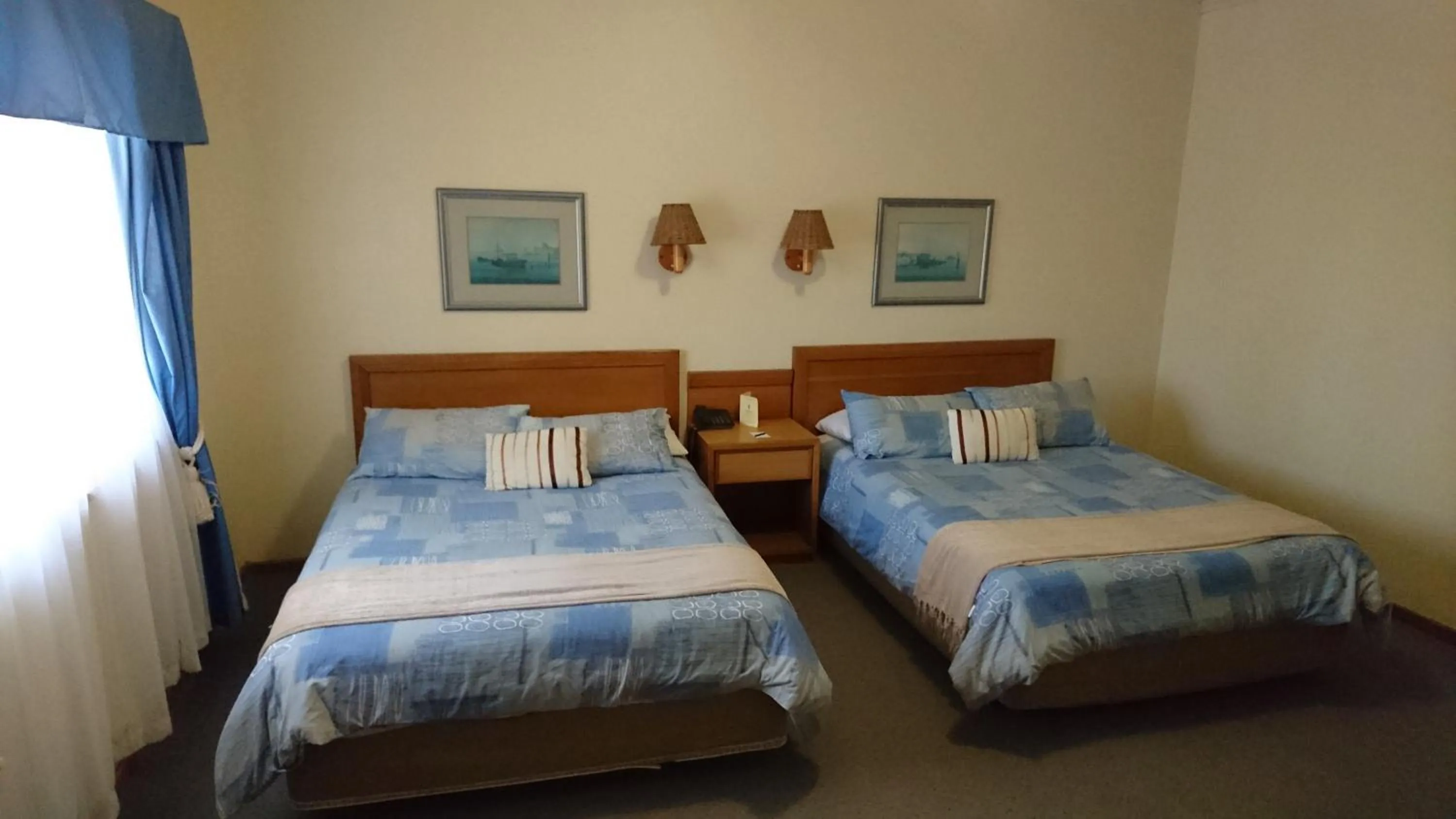 Bedroom, Bed in Lamberts Bay Hotel