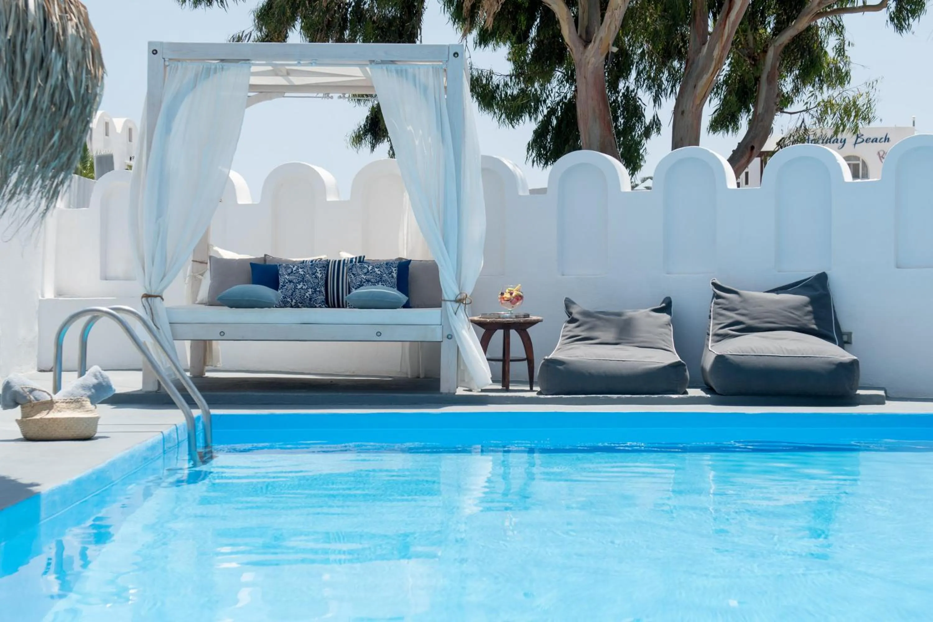 Swimming pool in Aegeeis