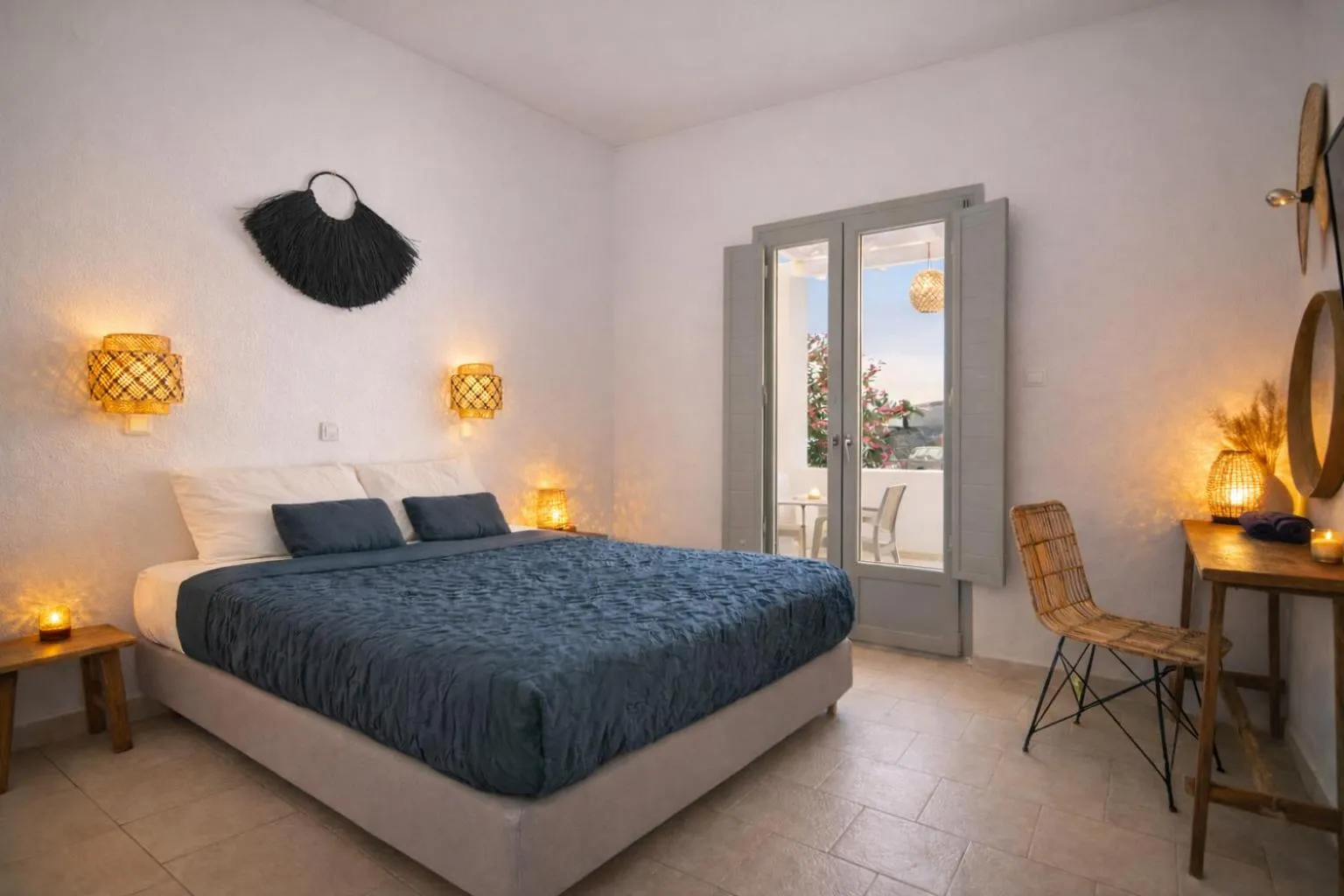 Bedroom, Bed in Aegeeis