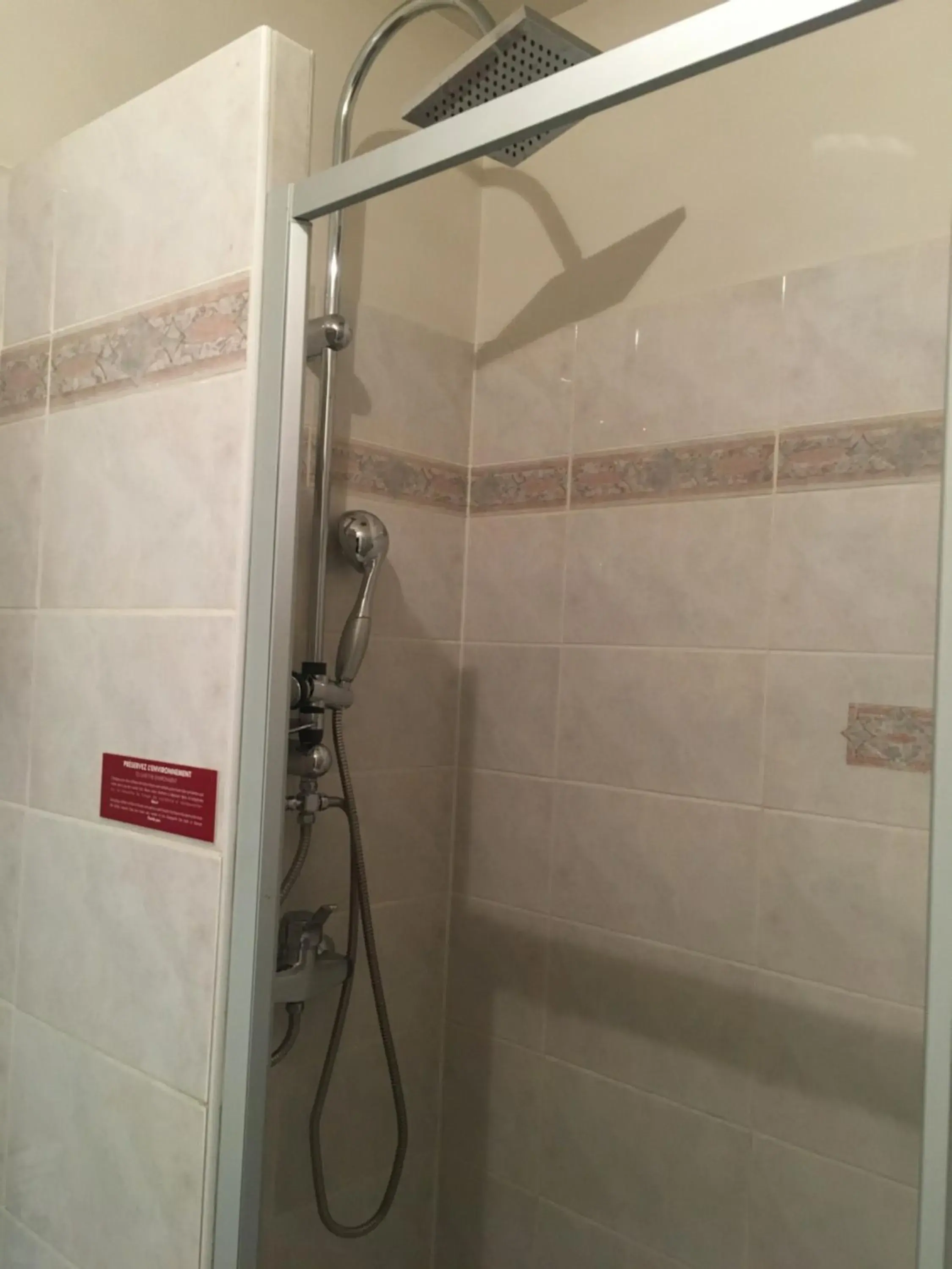 Twin Room in Kyriad Rodez Twin Room in Kyriad Rodez