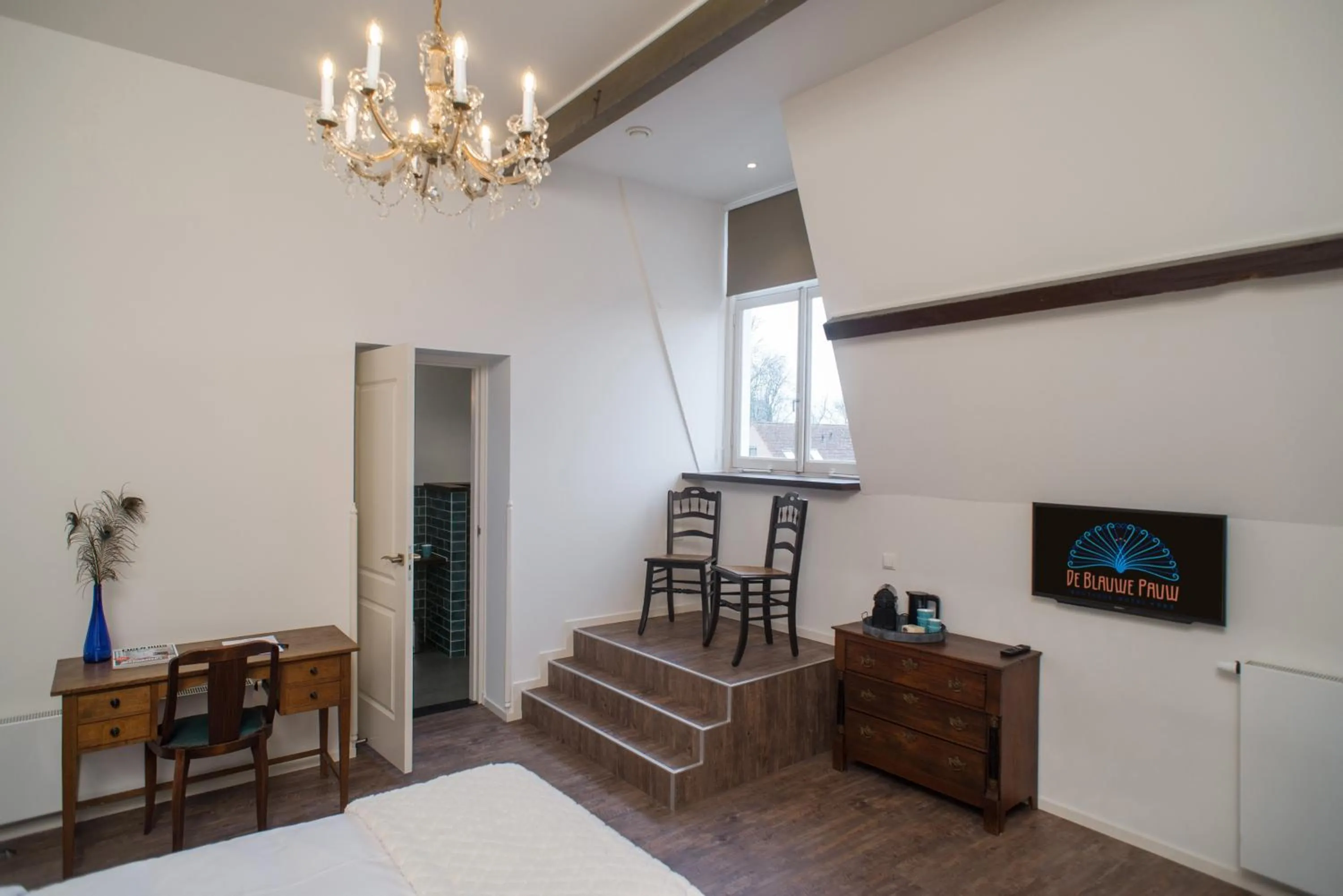 Photo of the whole room in Boutique Hotel De Blauwe Pauw