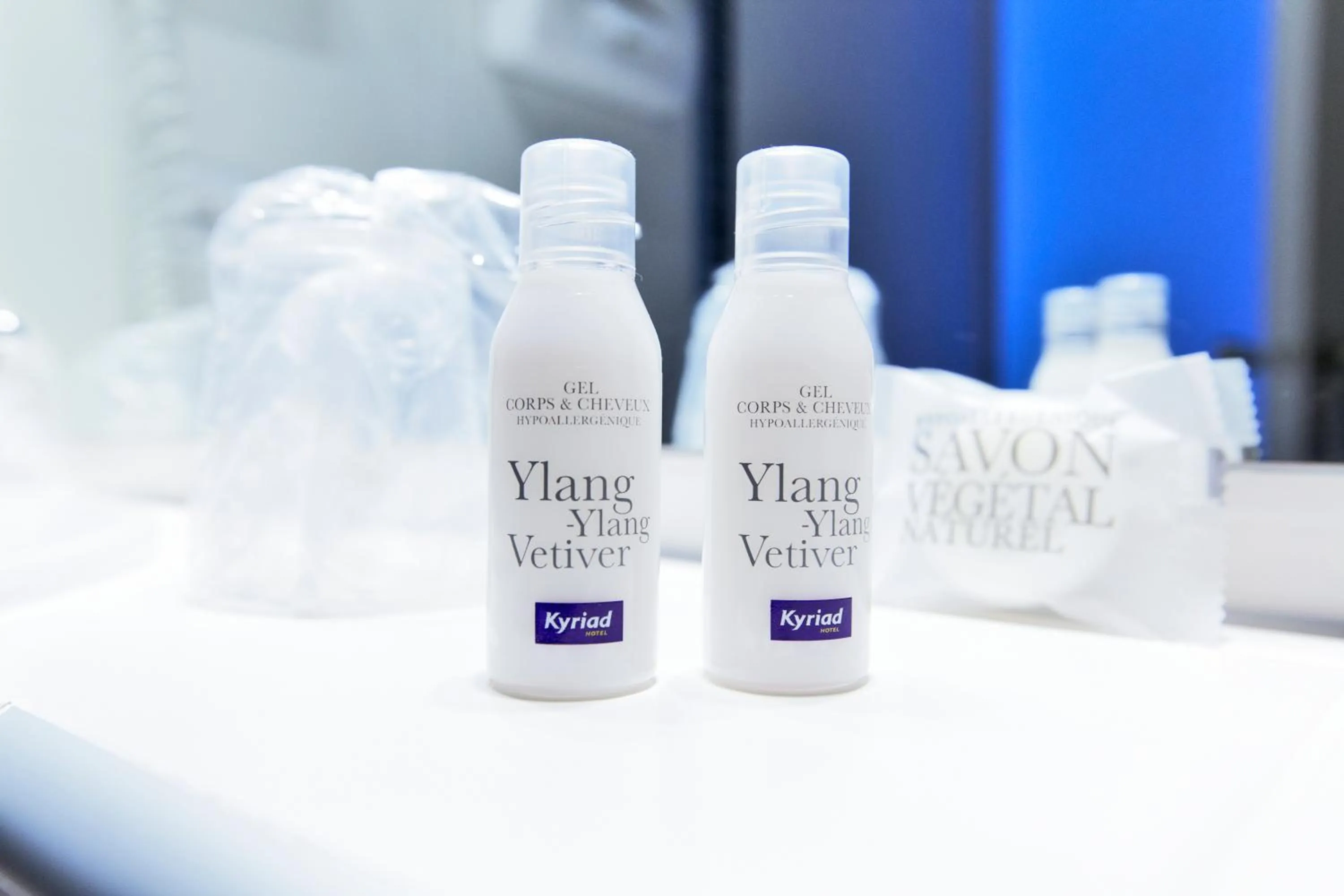 Bathroom in Kyriad Toulon Est Hyeres La Garde