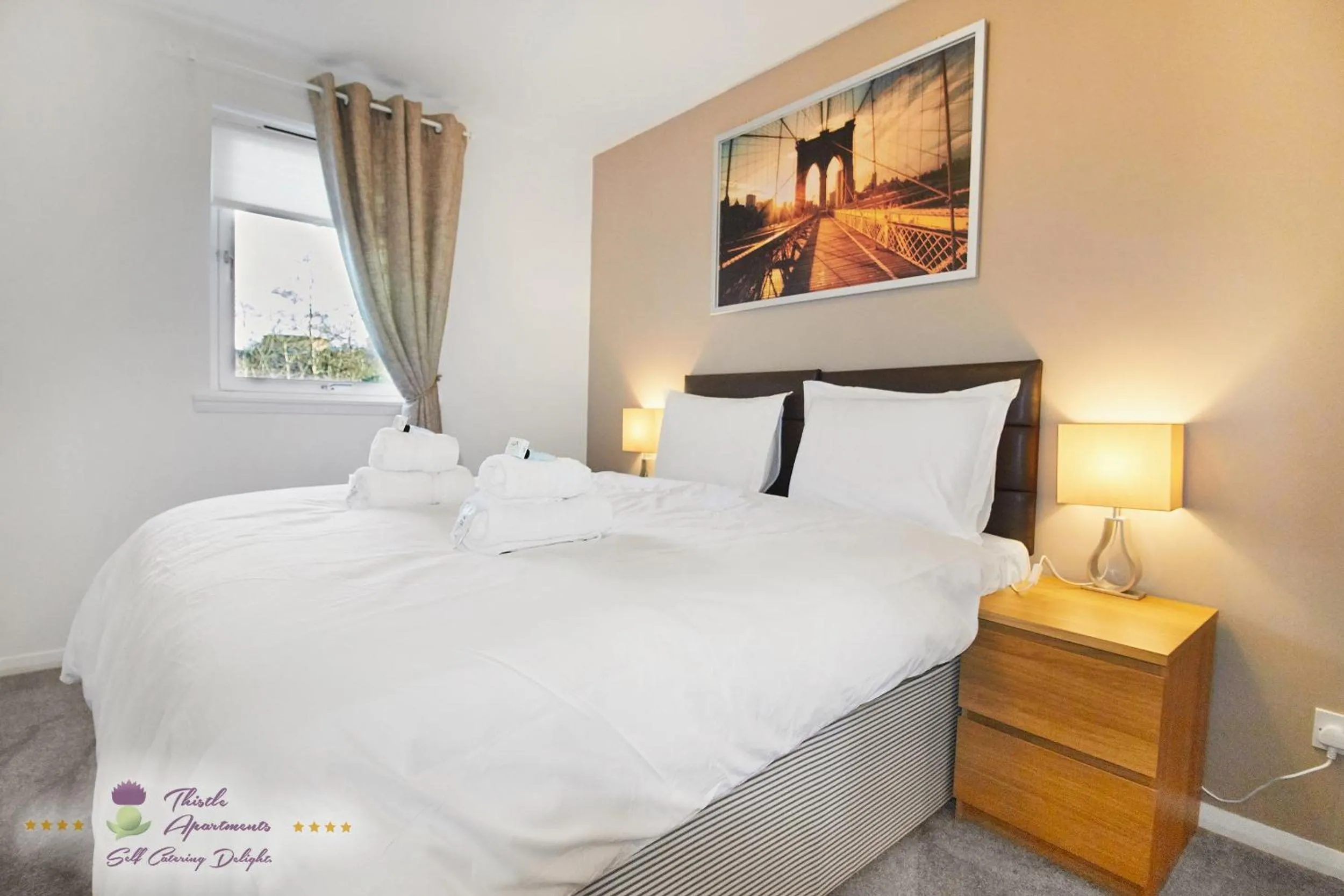 Thistle Apartments-City View Apartment
