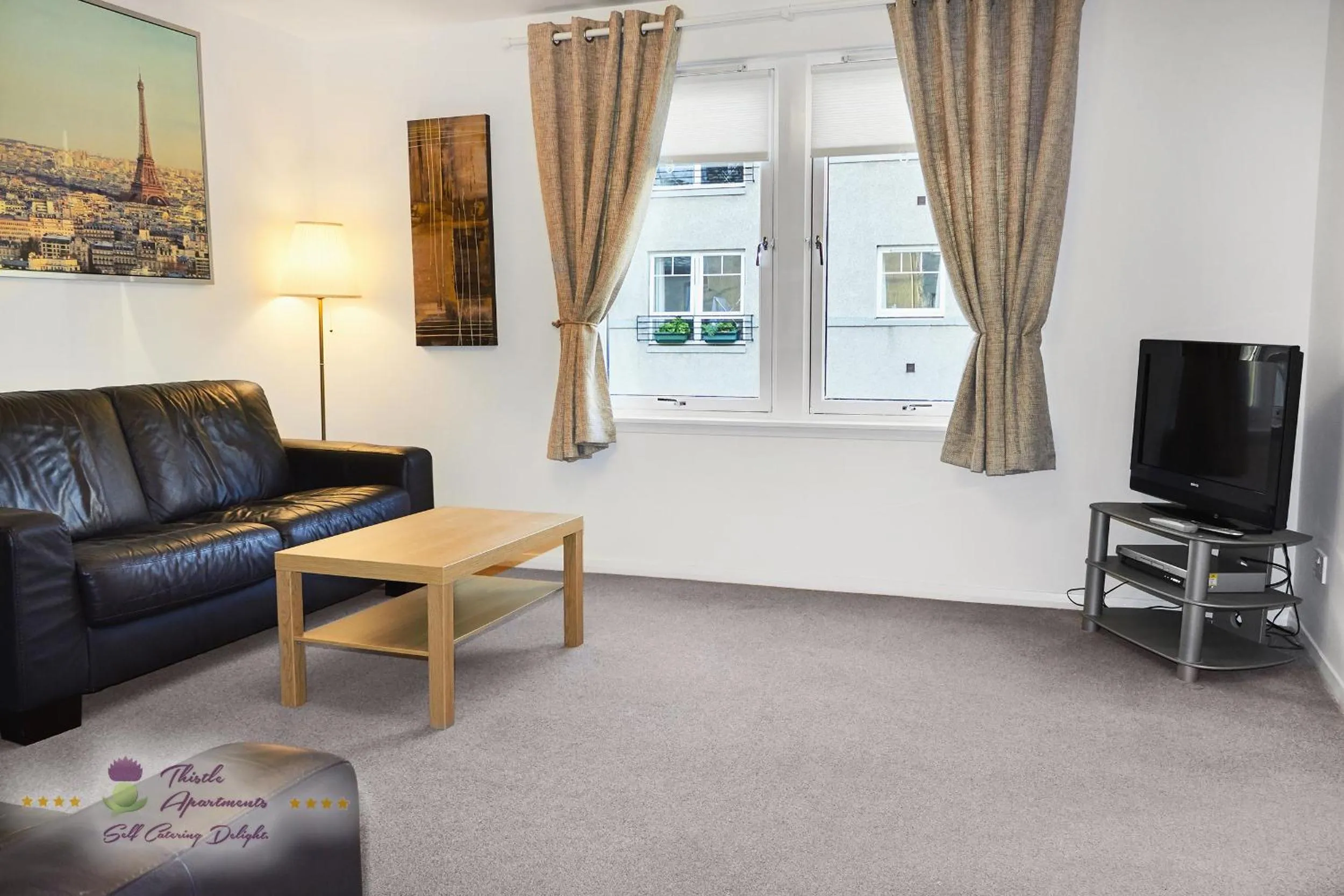 Thistle Apartments-City View Apartment