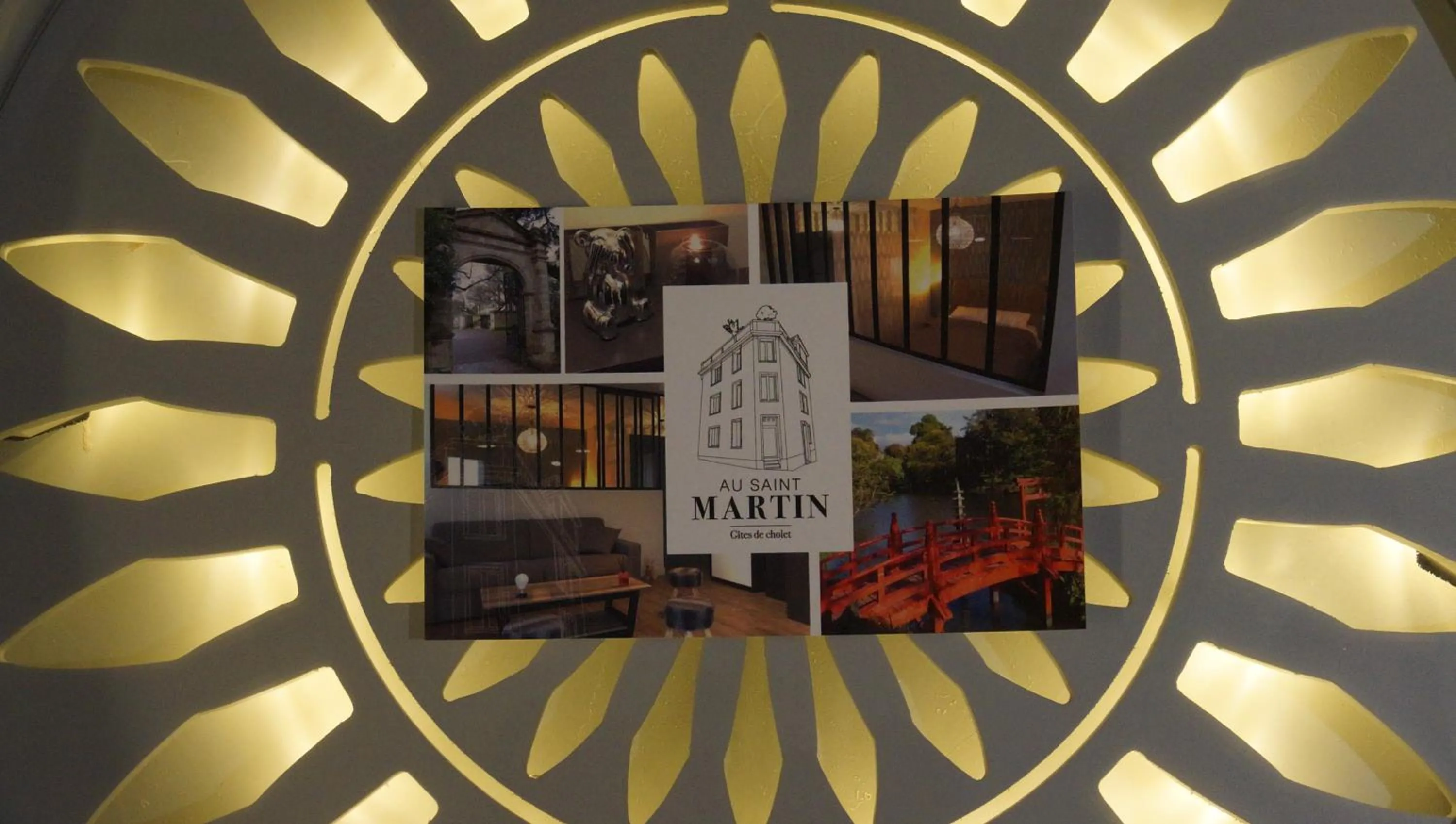 Property logo or sign in Au Saint Martin 2
