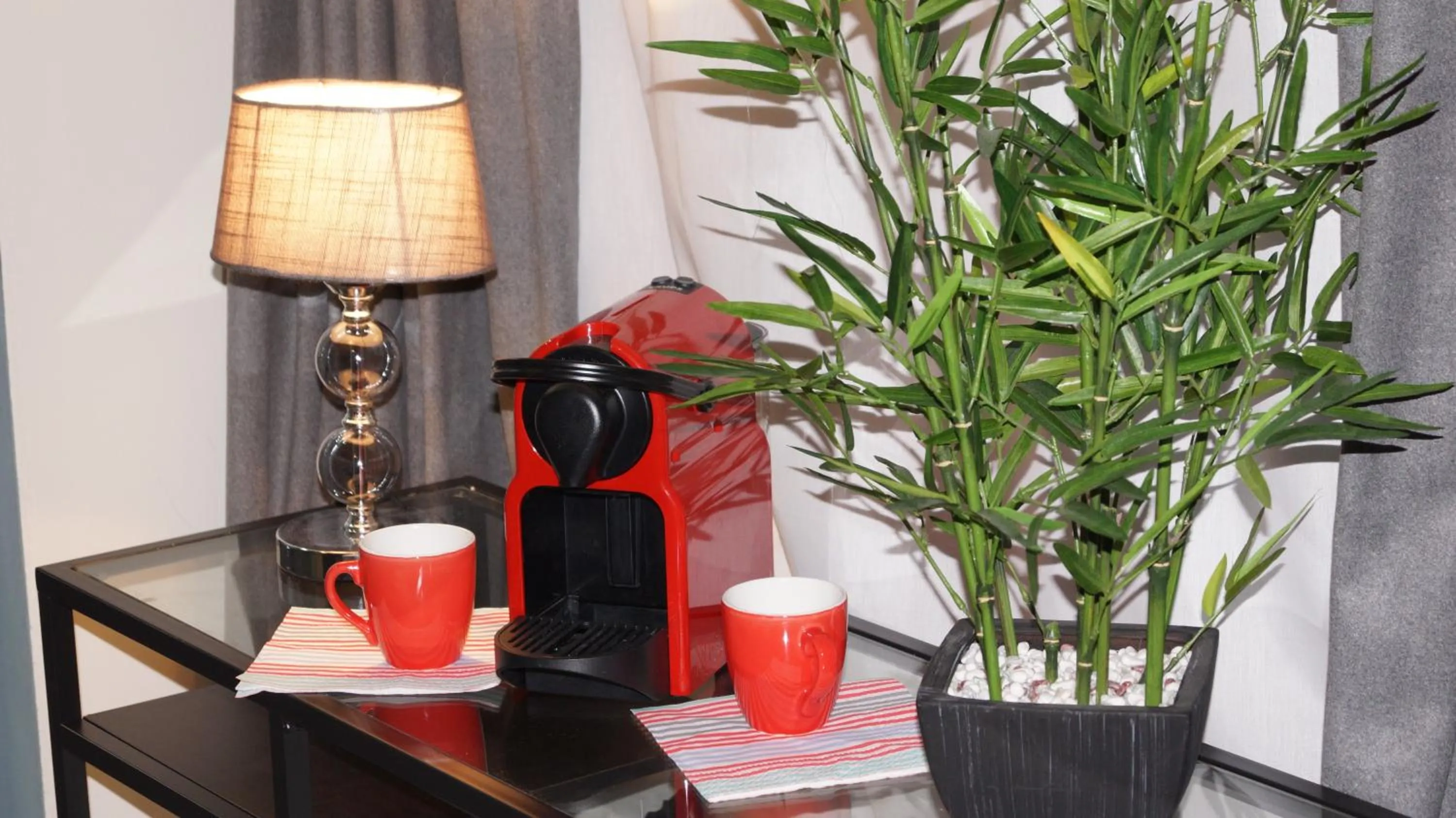 Coffee/tea facilities in Au Saint Martin 2