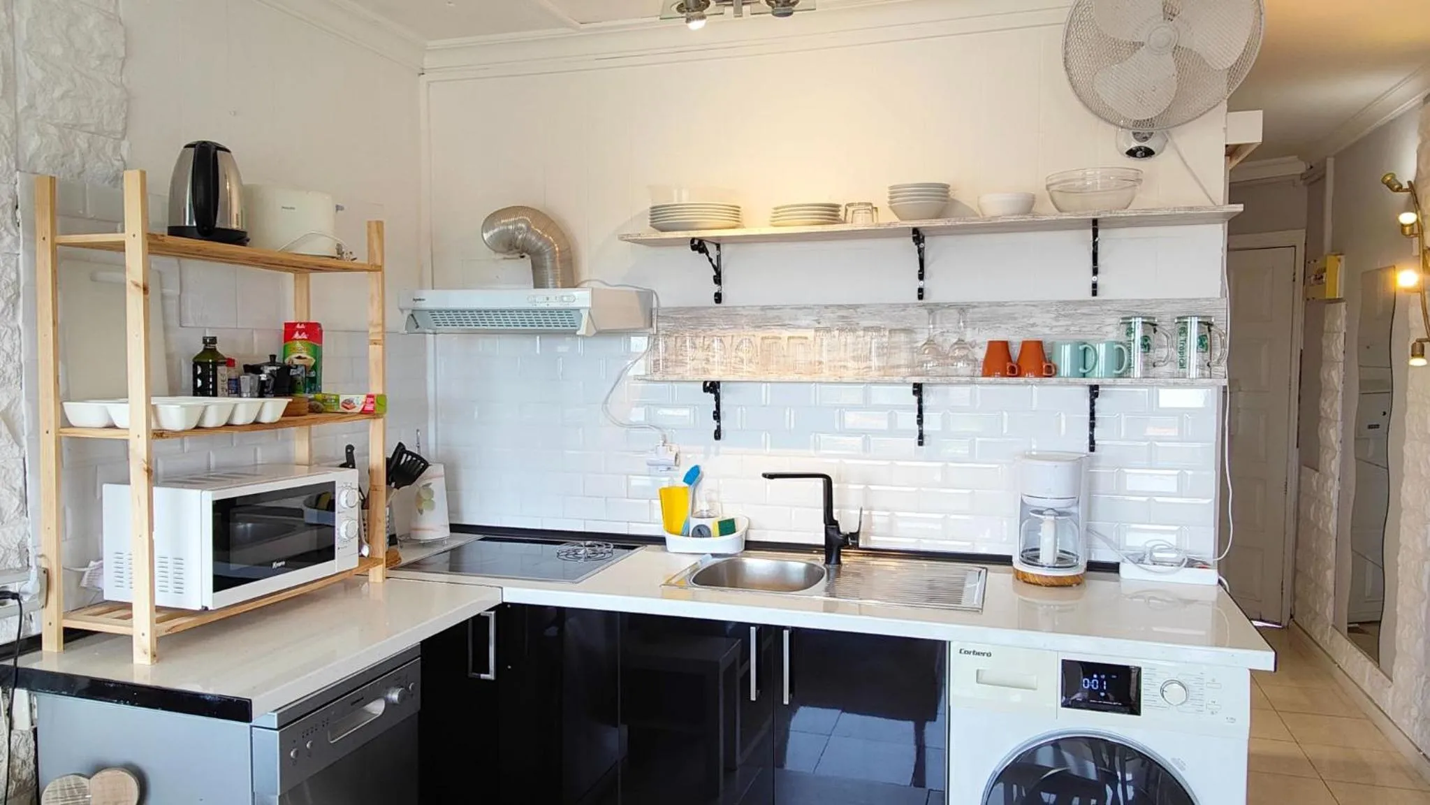 Kitchen or kitchenette in Apartment 2-2 Playa del Ingles