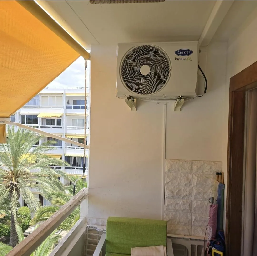 air conditioner in Apartment 2-2 Playa del Ingles