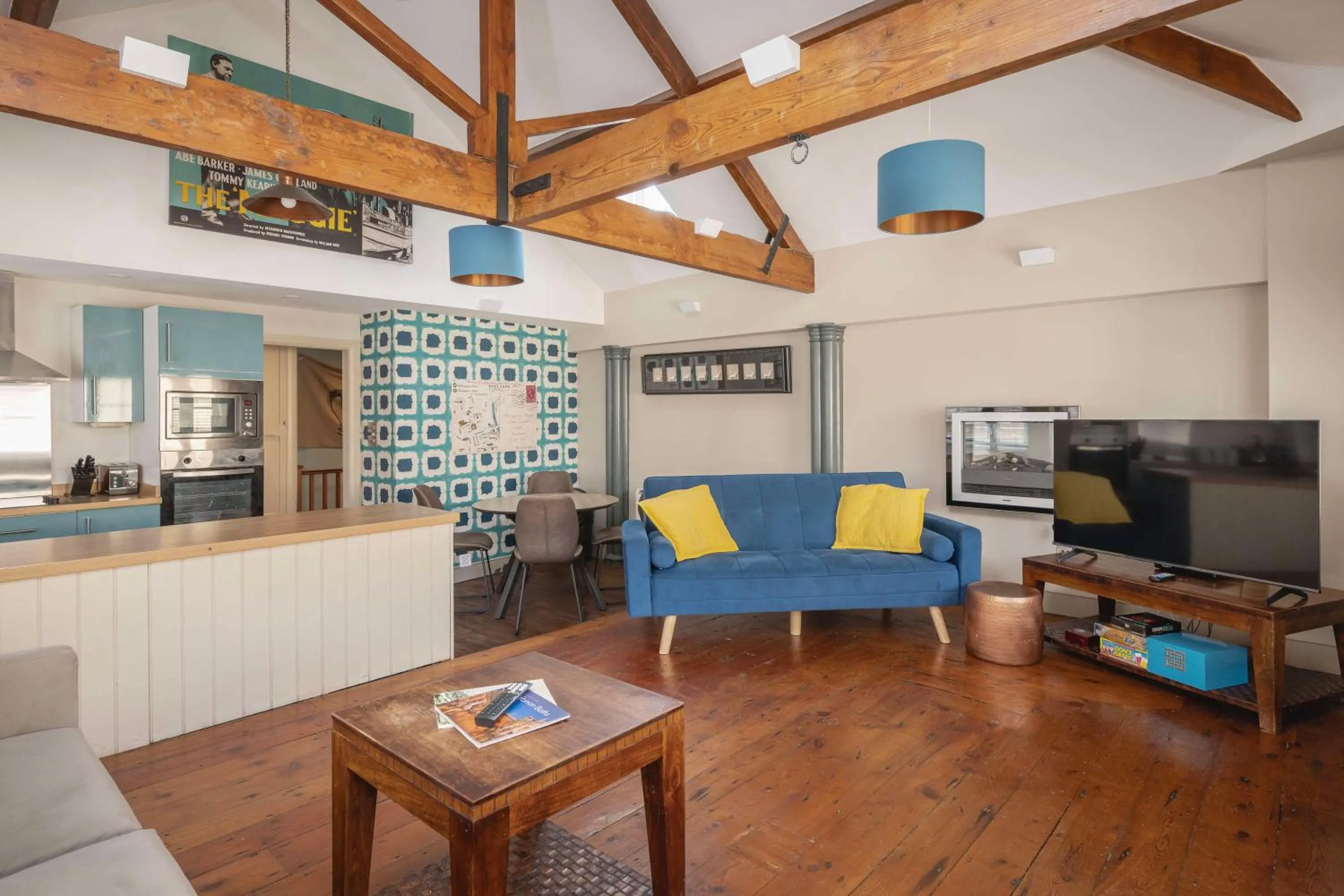 Dream Stays Bath - Queen Street Loft Apartment