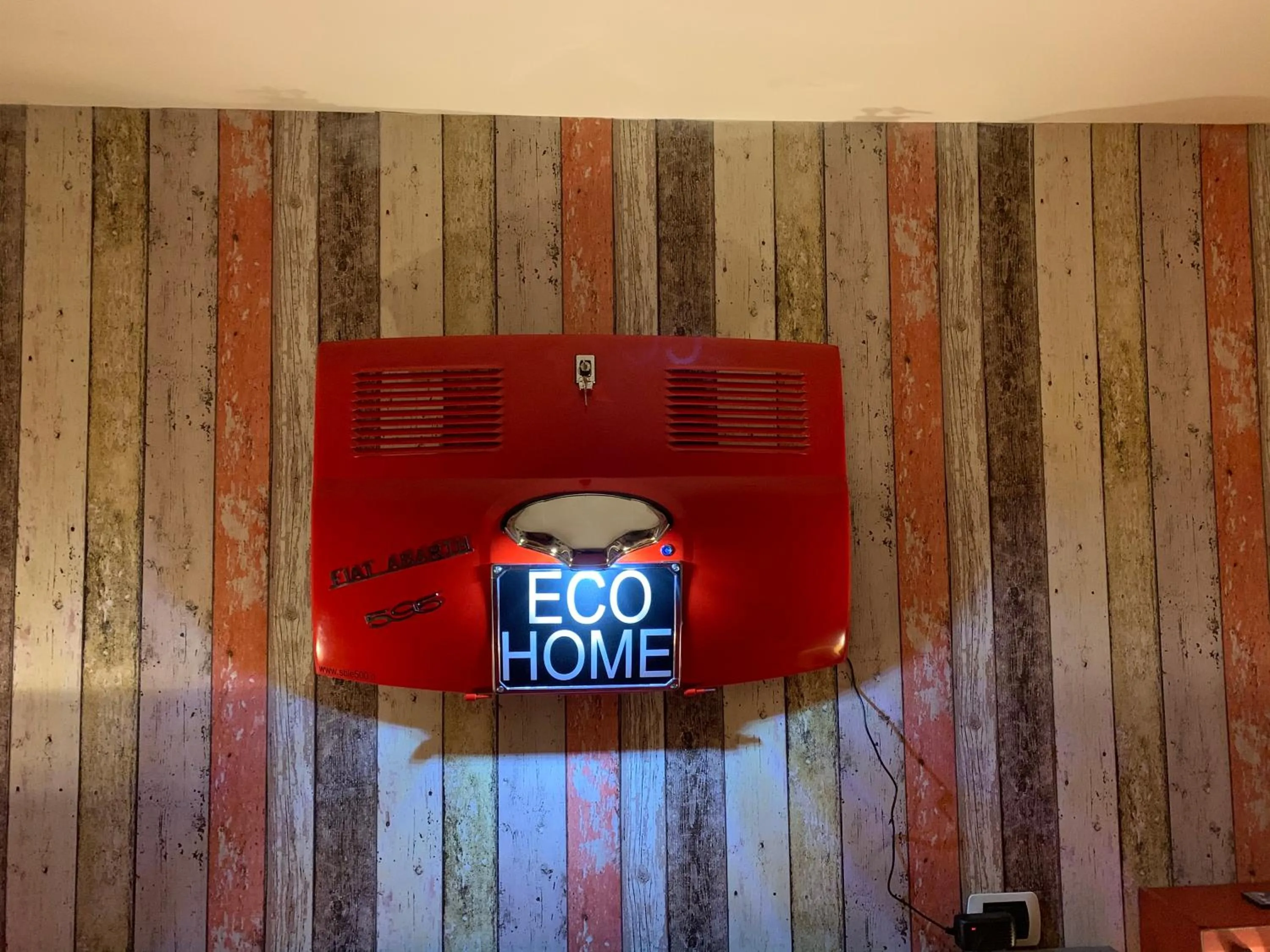 Logo/Certificate/Sign in Eco Home con terrazza