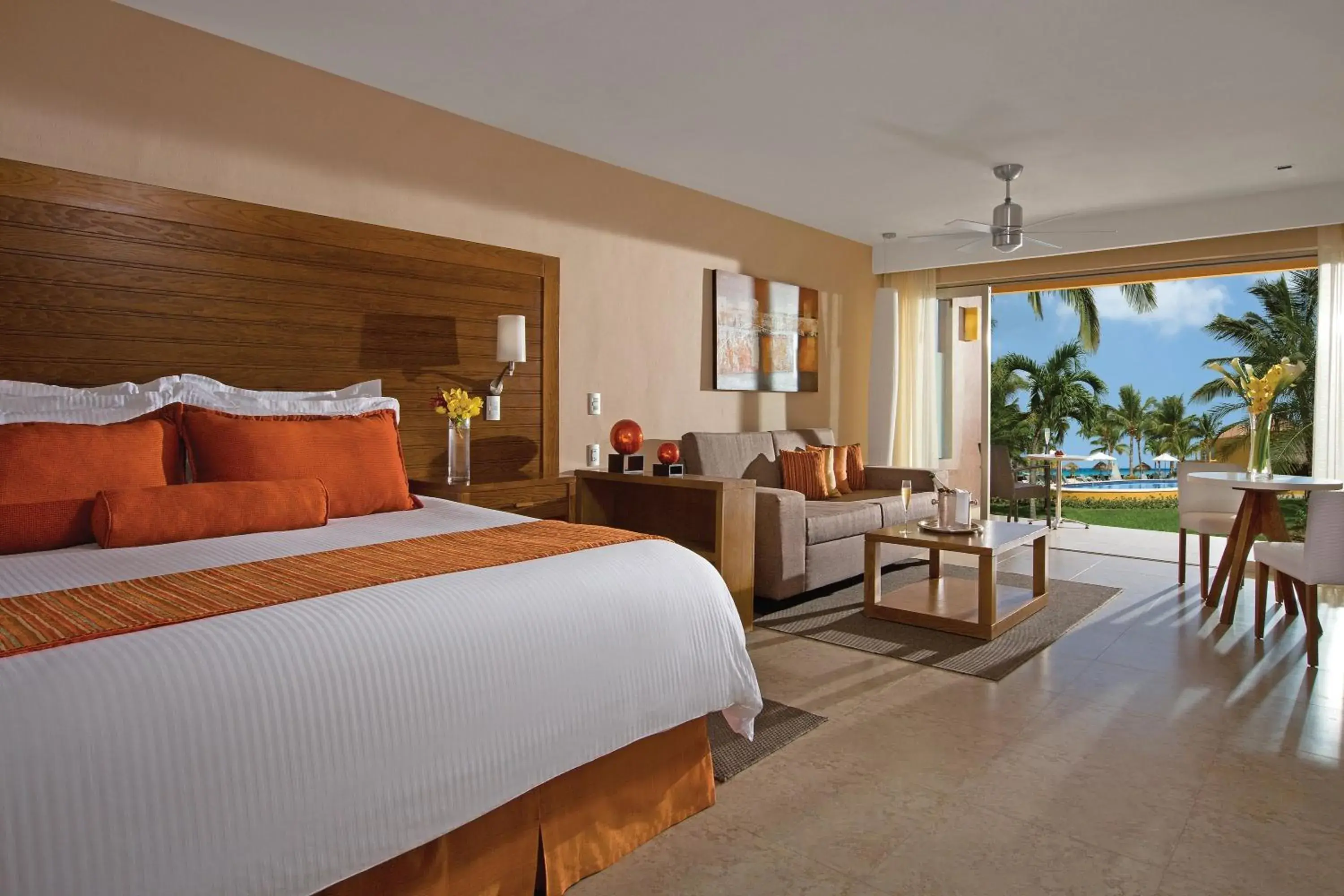 Preferred Club Junior Suite Pool View King in Secrets Aura Cozumel - Adults Only Preferred Club Junior Suite Pool View King in Secrets Aura Cozumel - Adults Only
