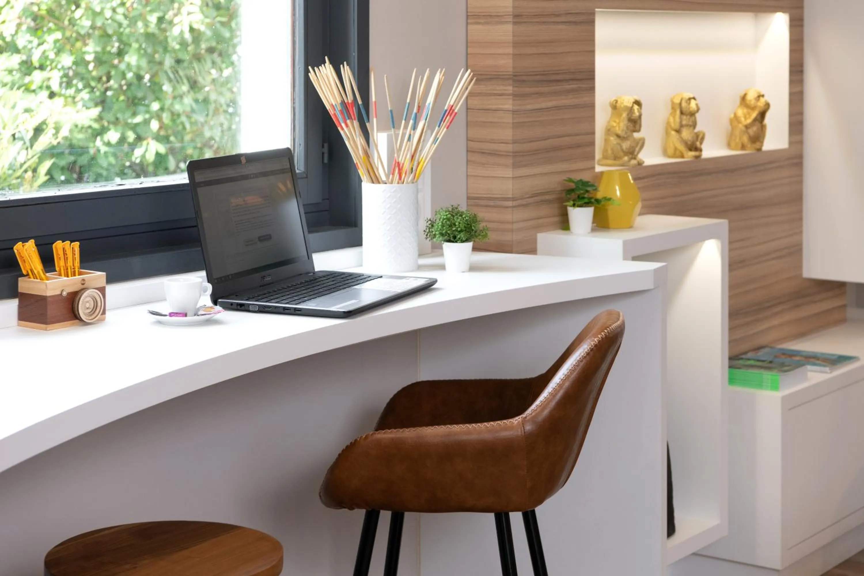 Communal lounge/ TV room in Kyriad Saint-Etienne Centre