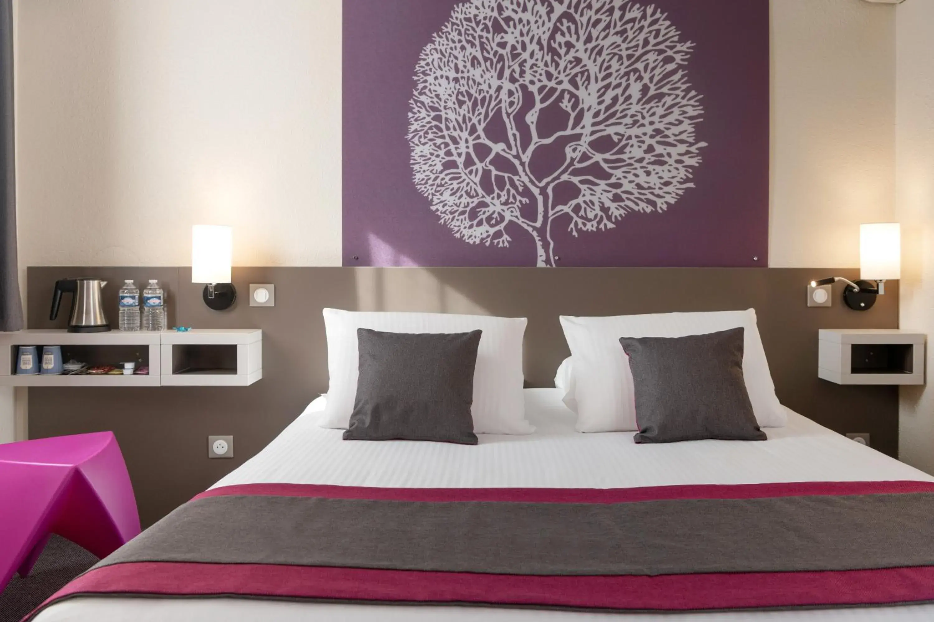 Bed in Kyriad Saint-Etienne Centre Bed in Kyriad Saint-Etienne Centre