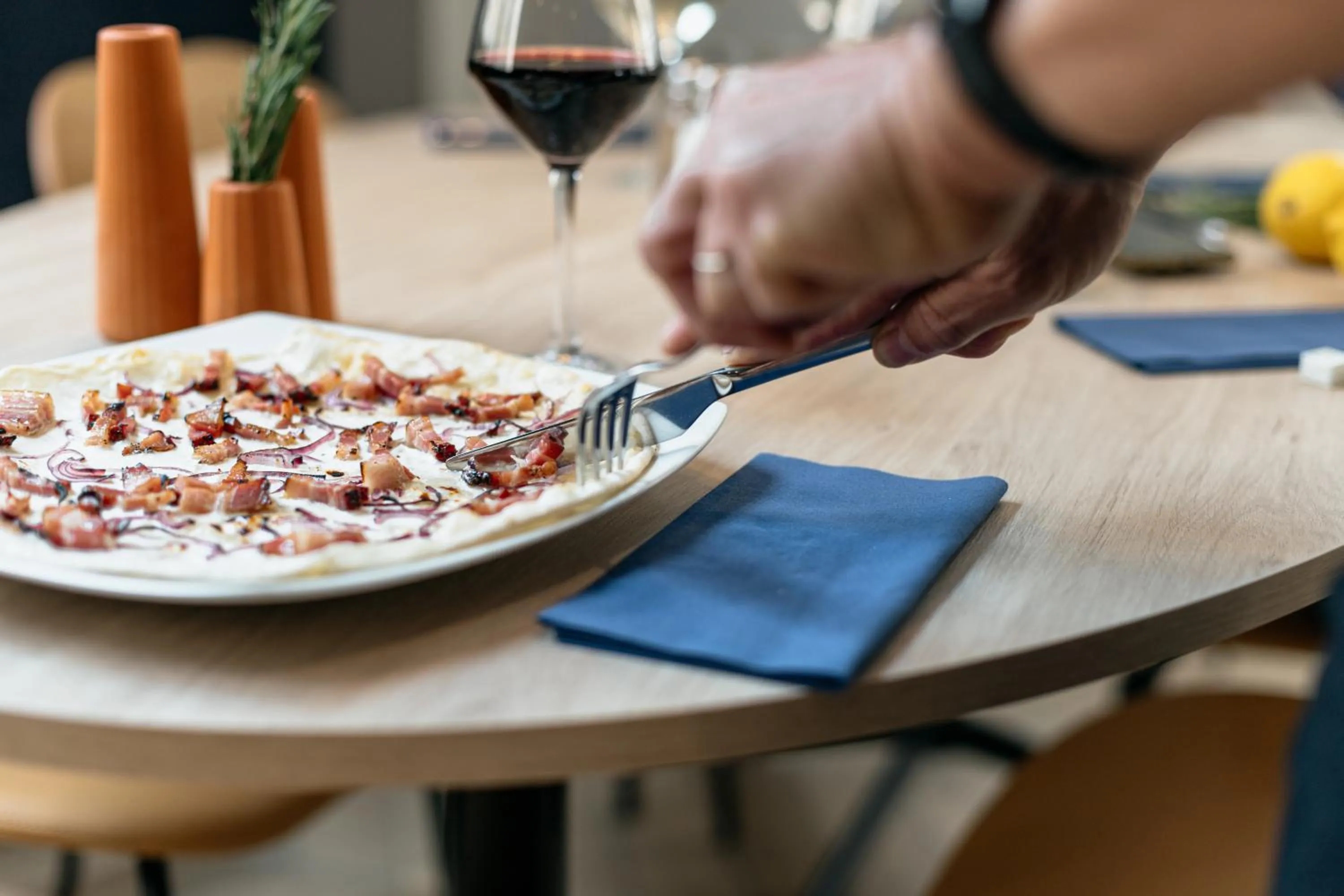 Dinner in Kyriad Metz Centre - Restaurant Moze