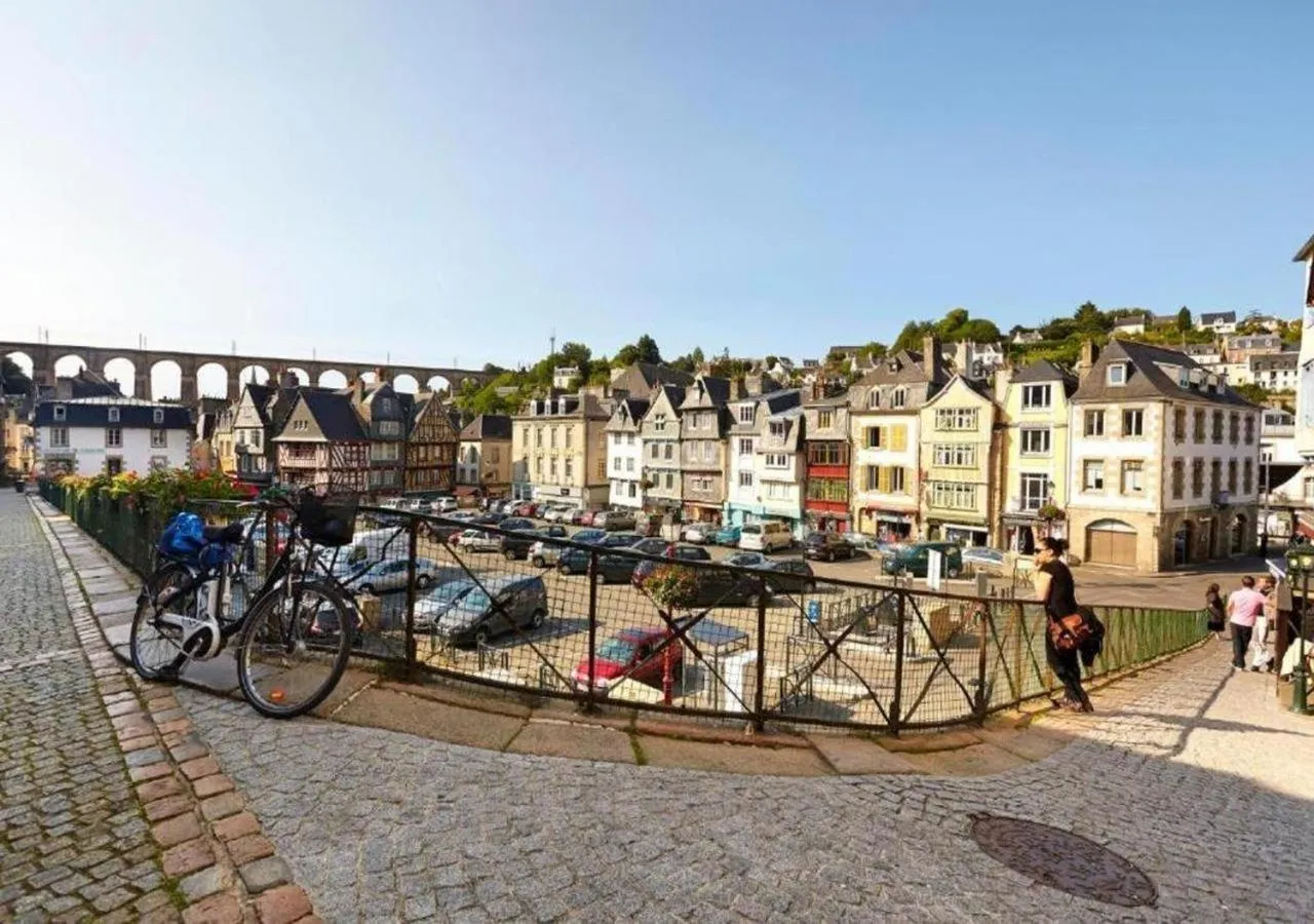 Nearby landmark in BRIT HOTEL Confort MORLAIX