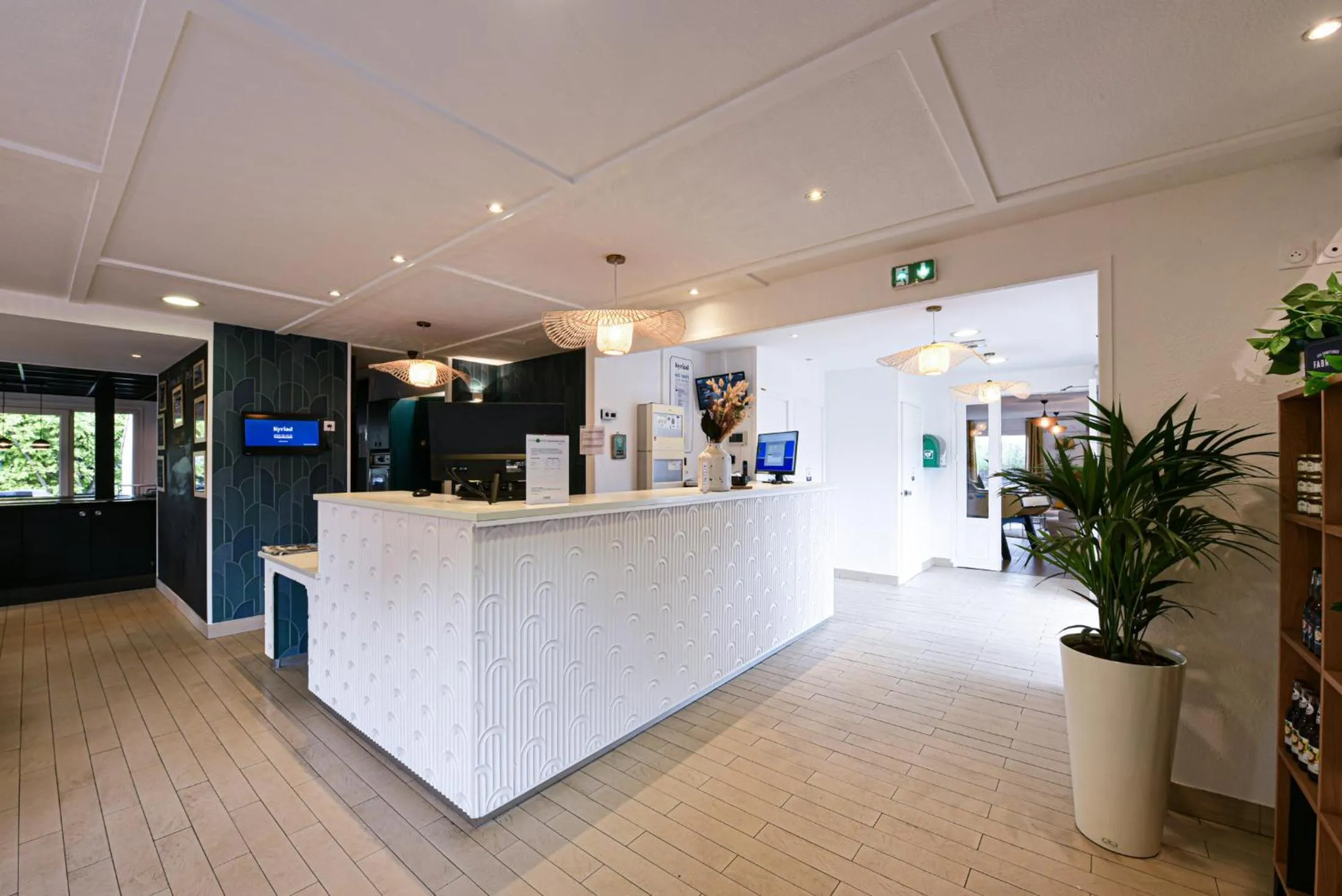 Lobby or reception in Kyriad Villeneuve Saint Georges - Hôtel rénové