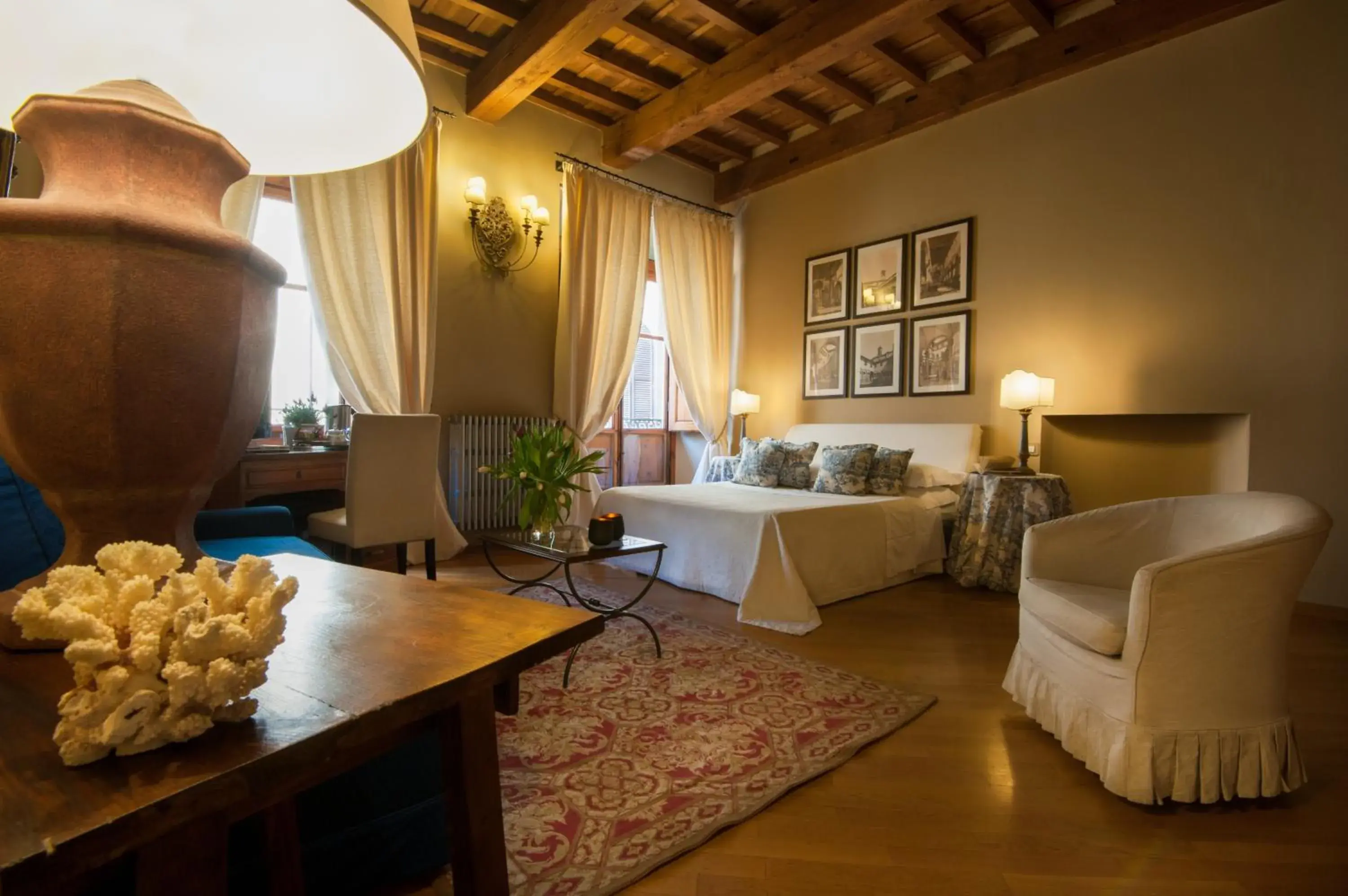 Photo of the whole room in Capri Moon Guest House Photo of the whole room in Capri Moon Guest House