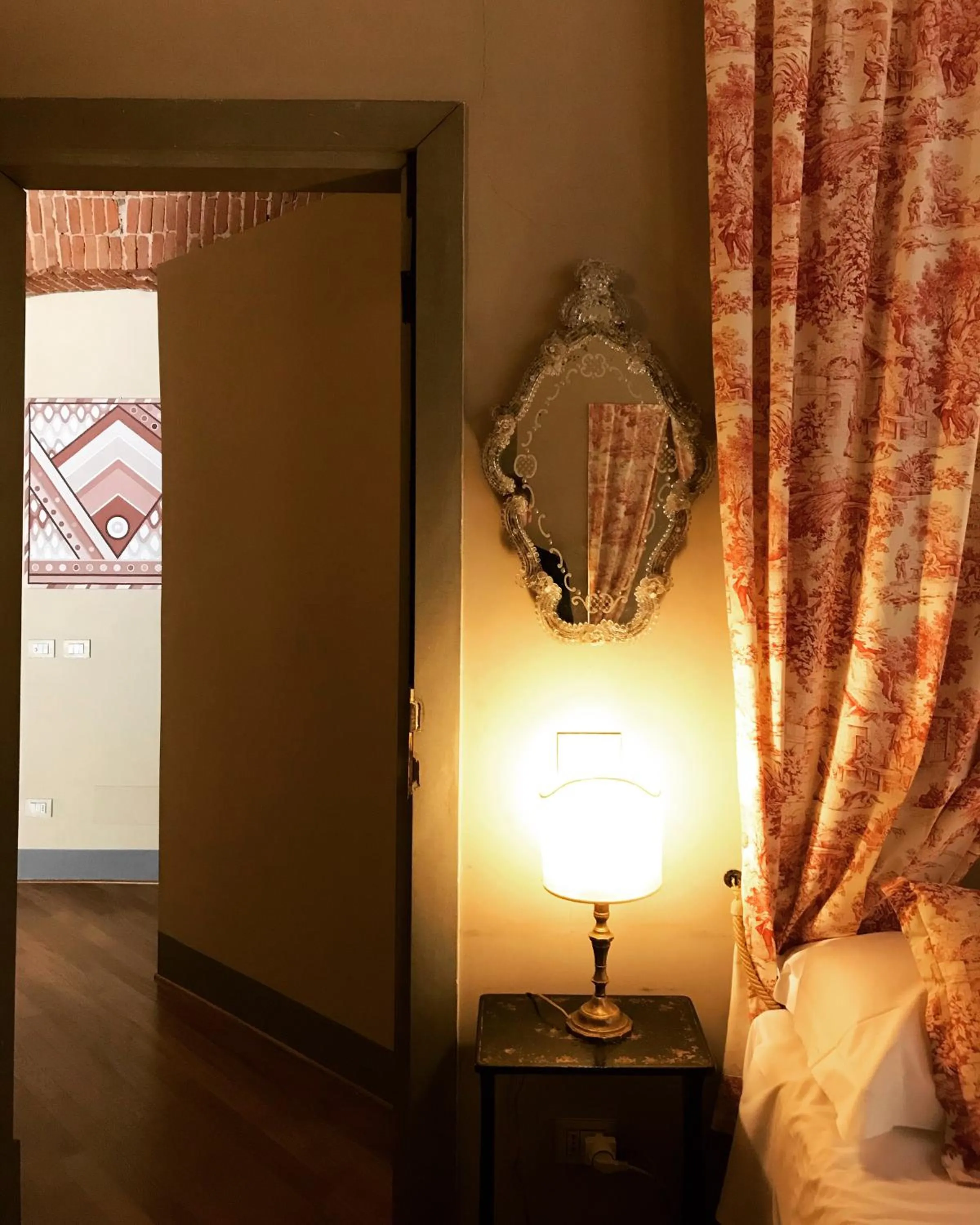 Bed in Capri Moon Guest House