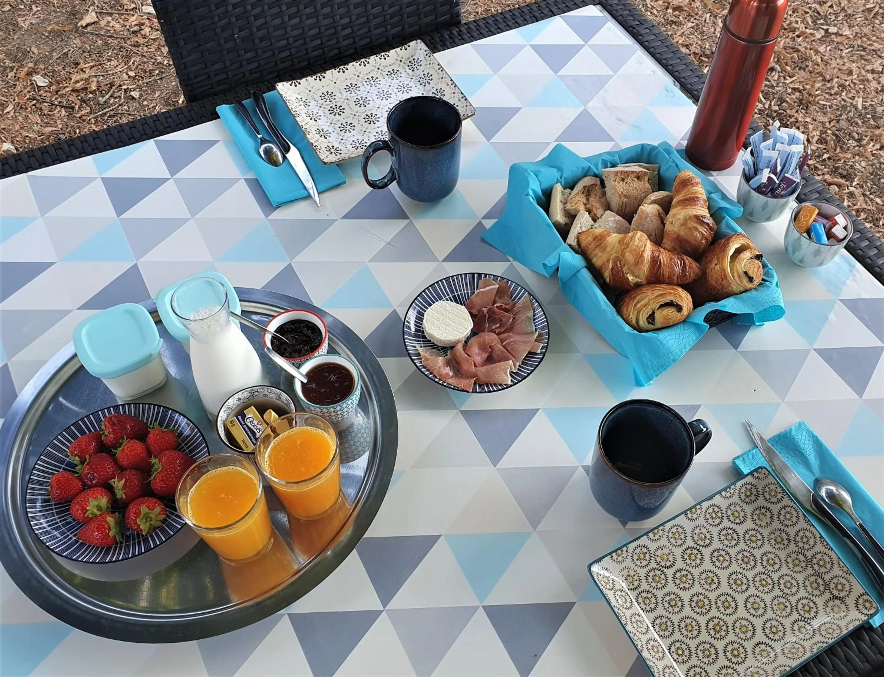 Breakfast in Le Clos de la Canéda