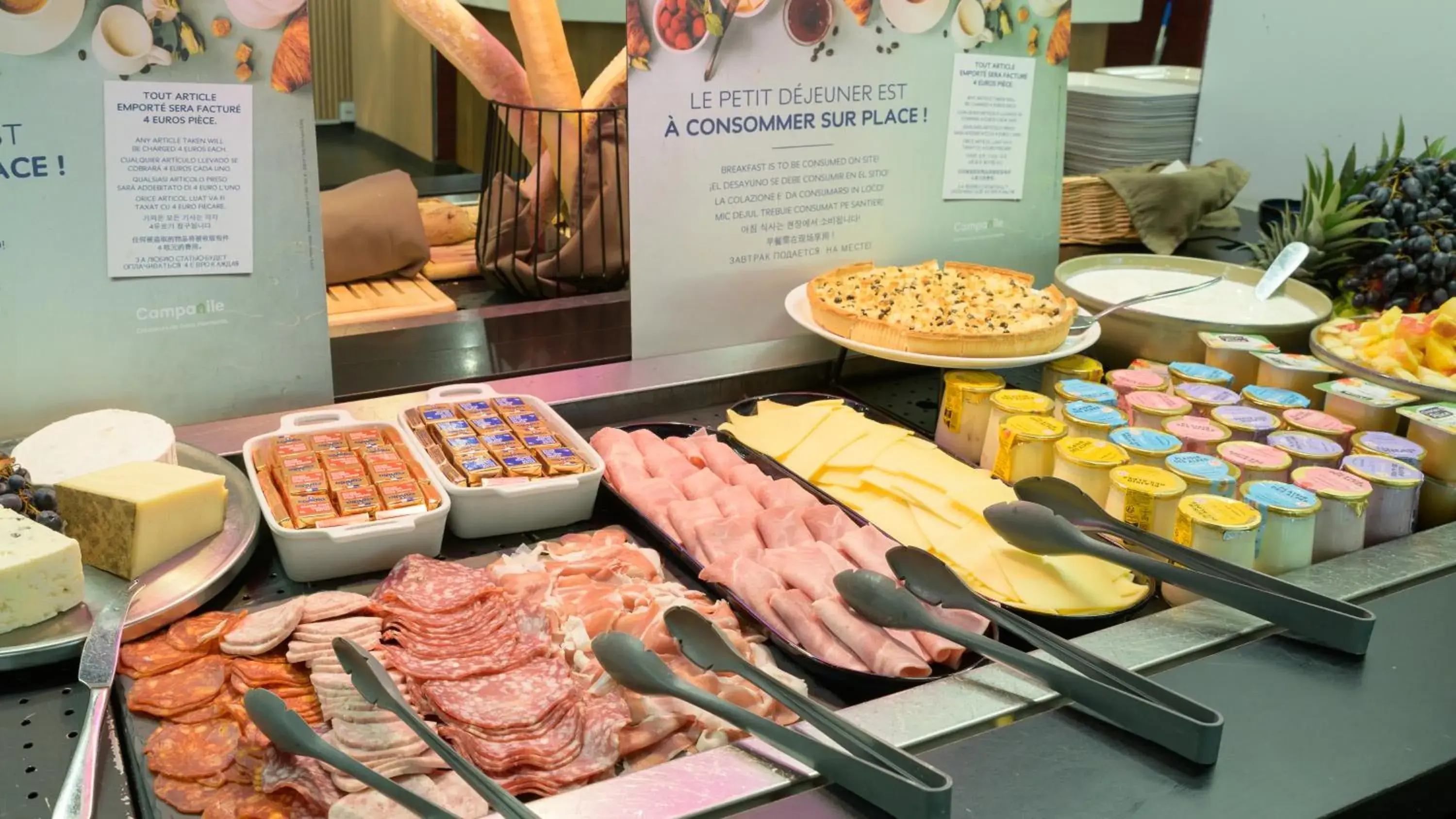 Restaurant/places to eat in Campanile Marne-La-Vallée - Torcy Restaurant/places to eat in Campanile Marne-La-Vallée - Torcy