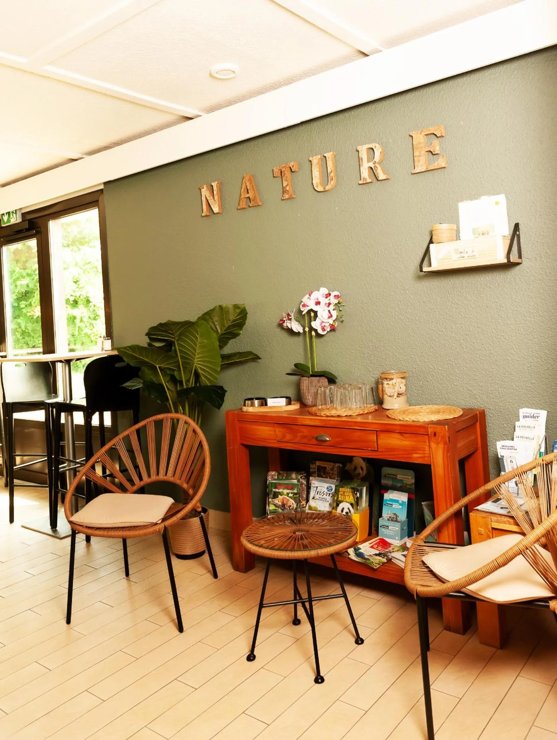 Restaurant/places to eat in Campanile La Rochelle Nord - Puilboreau Chagnolet