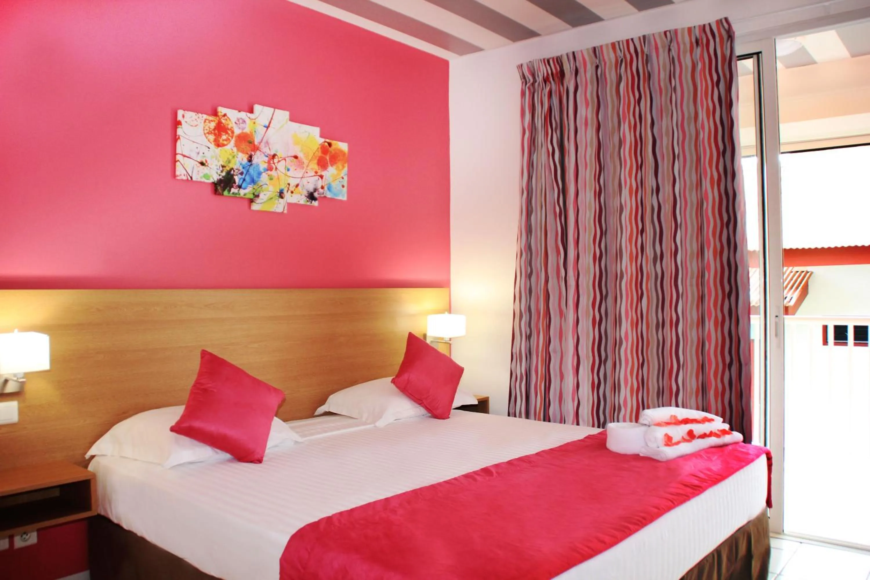 Bed in The Originals City, Hôtel Belova, Cayenne Sud