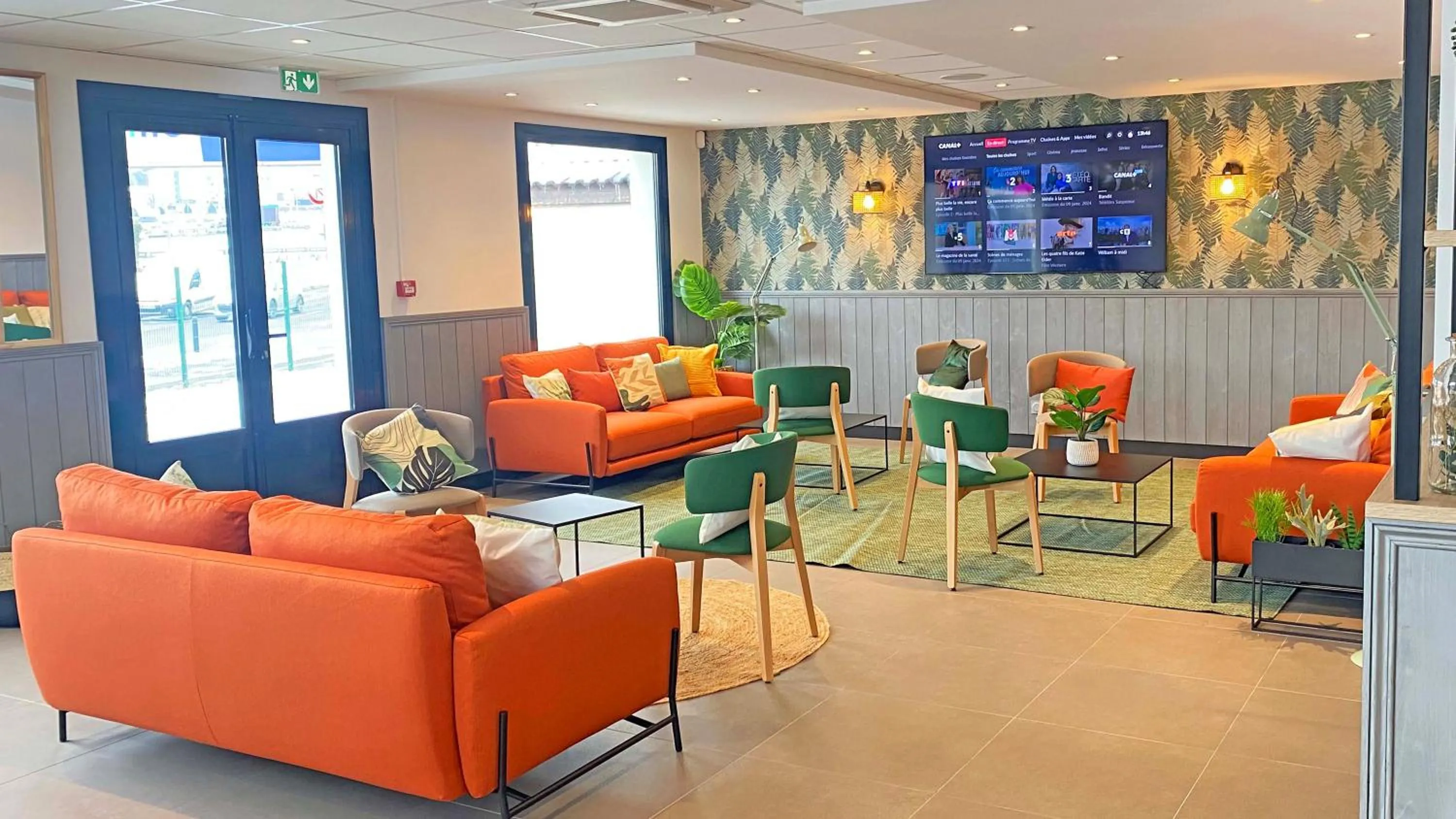 TV and multimedia in Campanile Saint-Étienne Nord La Terrasse