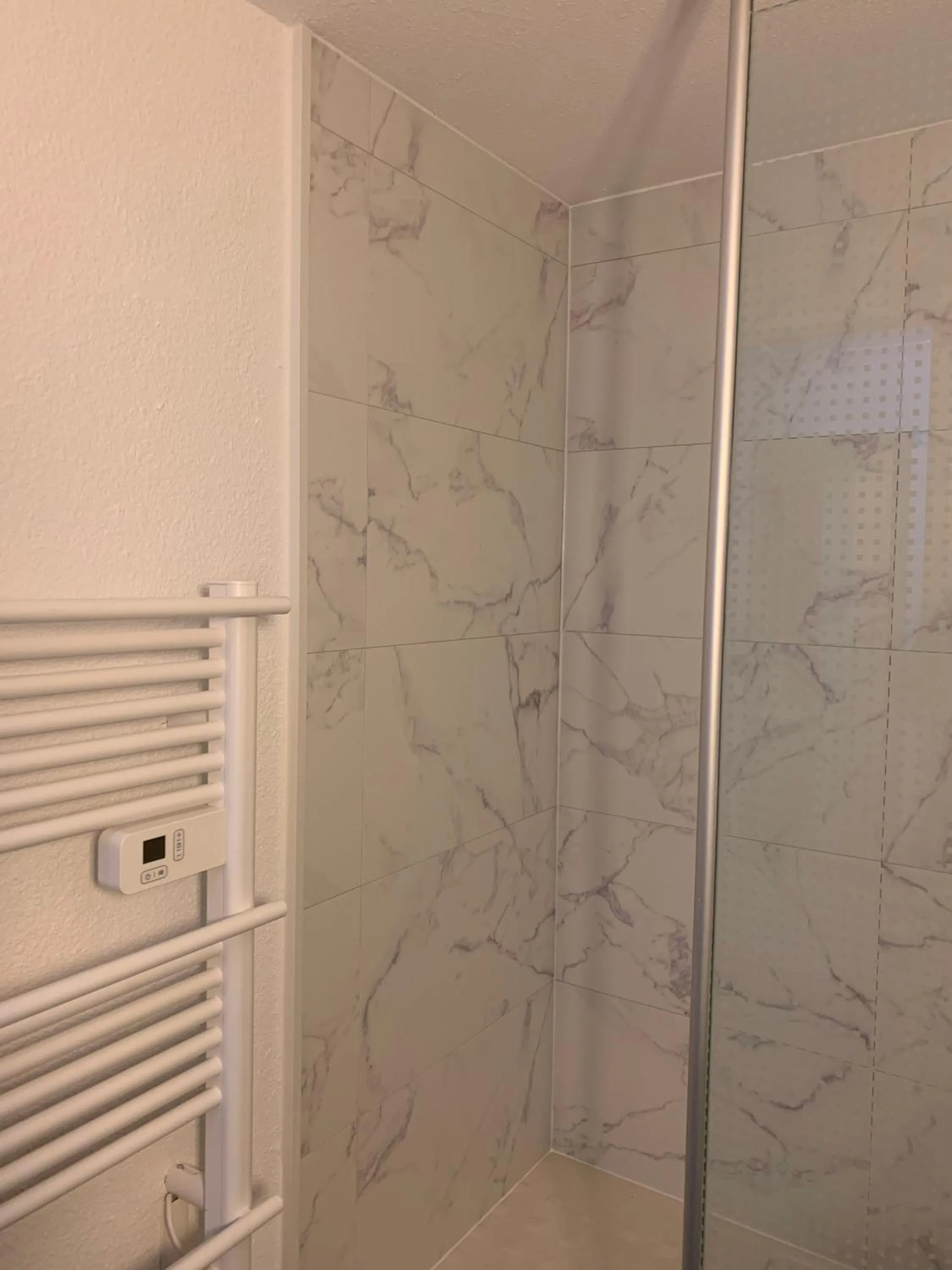 Bathroom in Kyriad SEDAN