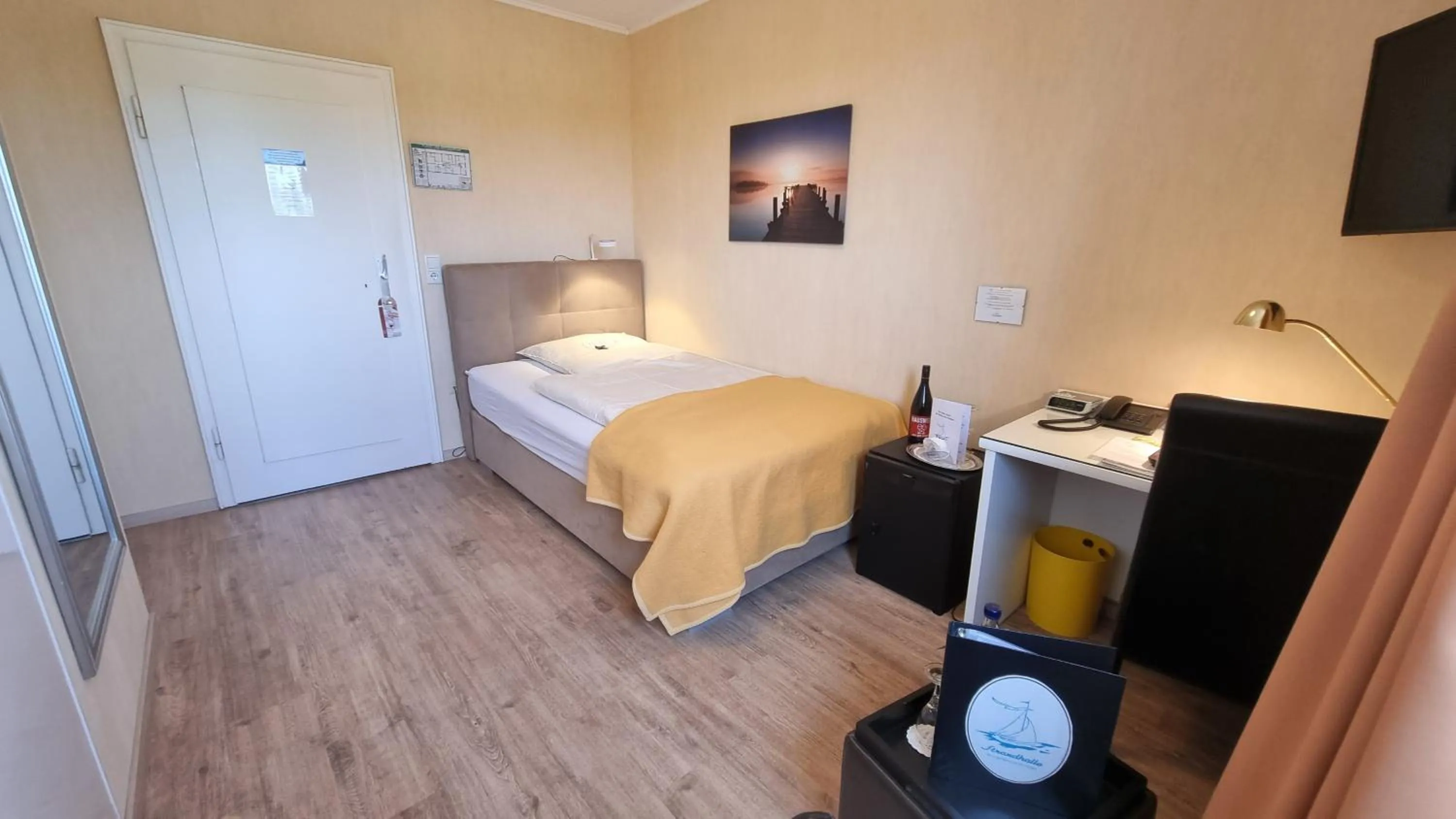 Photo of the whole room, Bed in Akzent Hotel Strandhalle