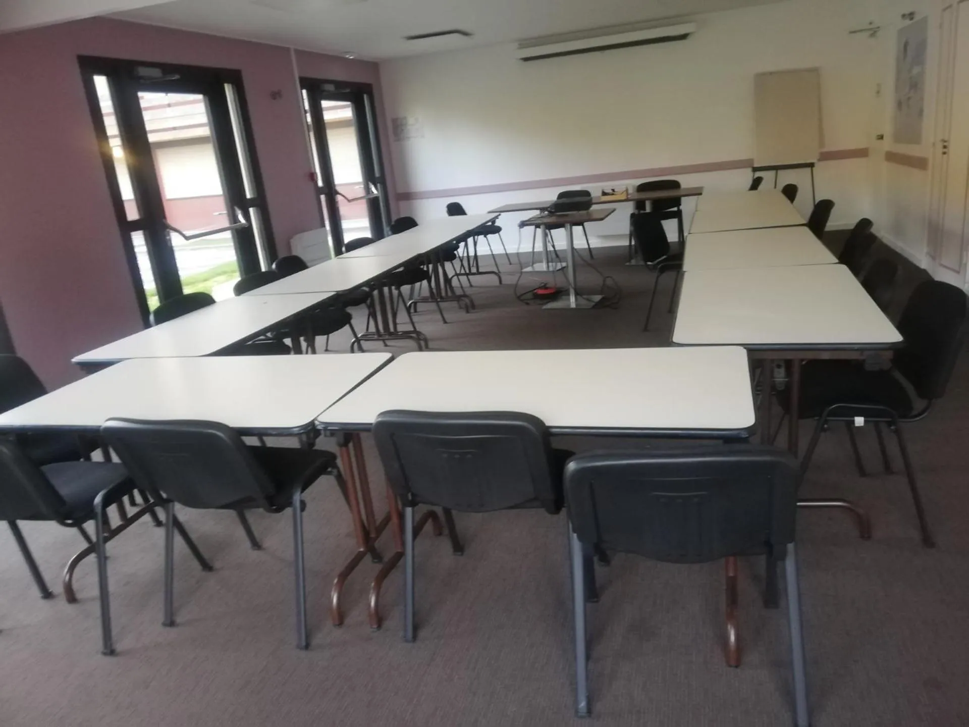 Meeting/conference room in Kyriad Direct Soissons