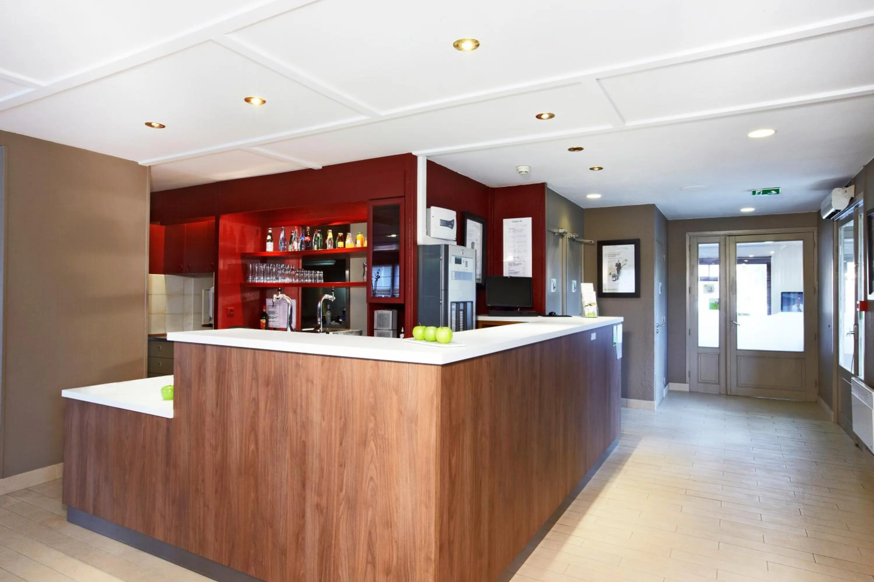 Lobby or reception in Campanile Lille Sud - Douai Cuincy